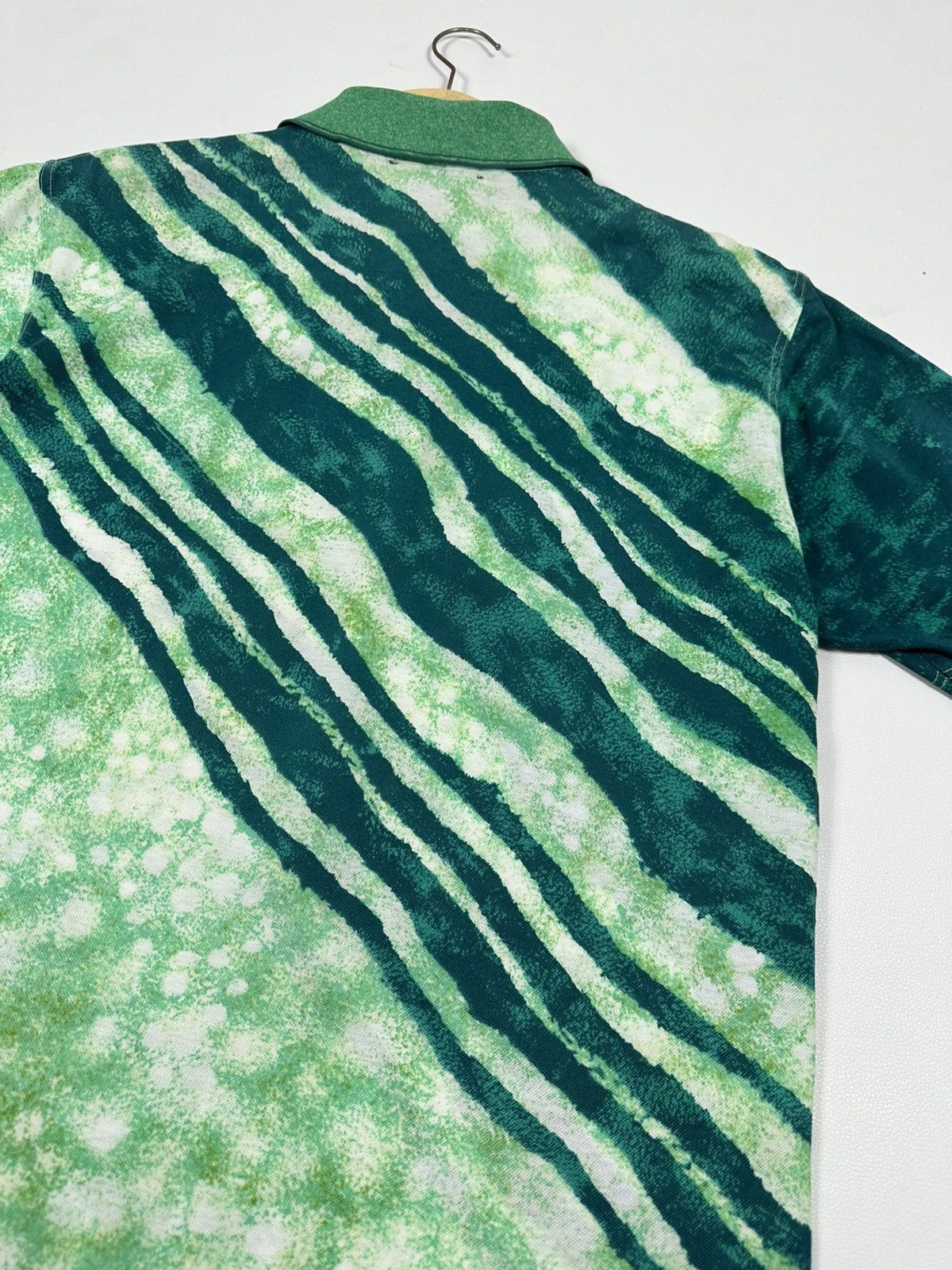 Kenzo × Vintage Vintage Kenzo Golf PoloShirt Nice Fullprint Art Size US L / EU 52-54 / 3 - 5 Thumbnail
