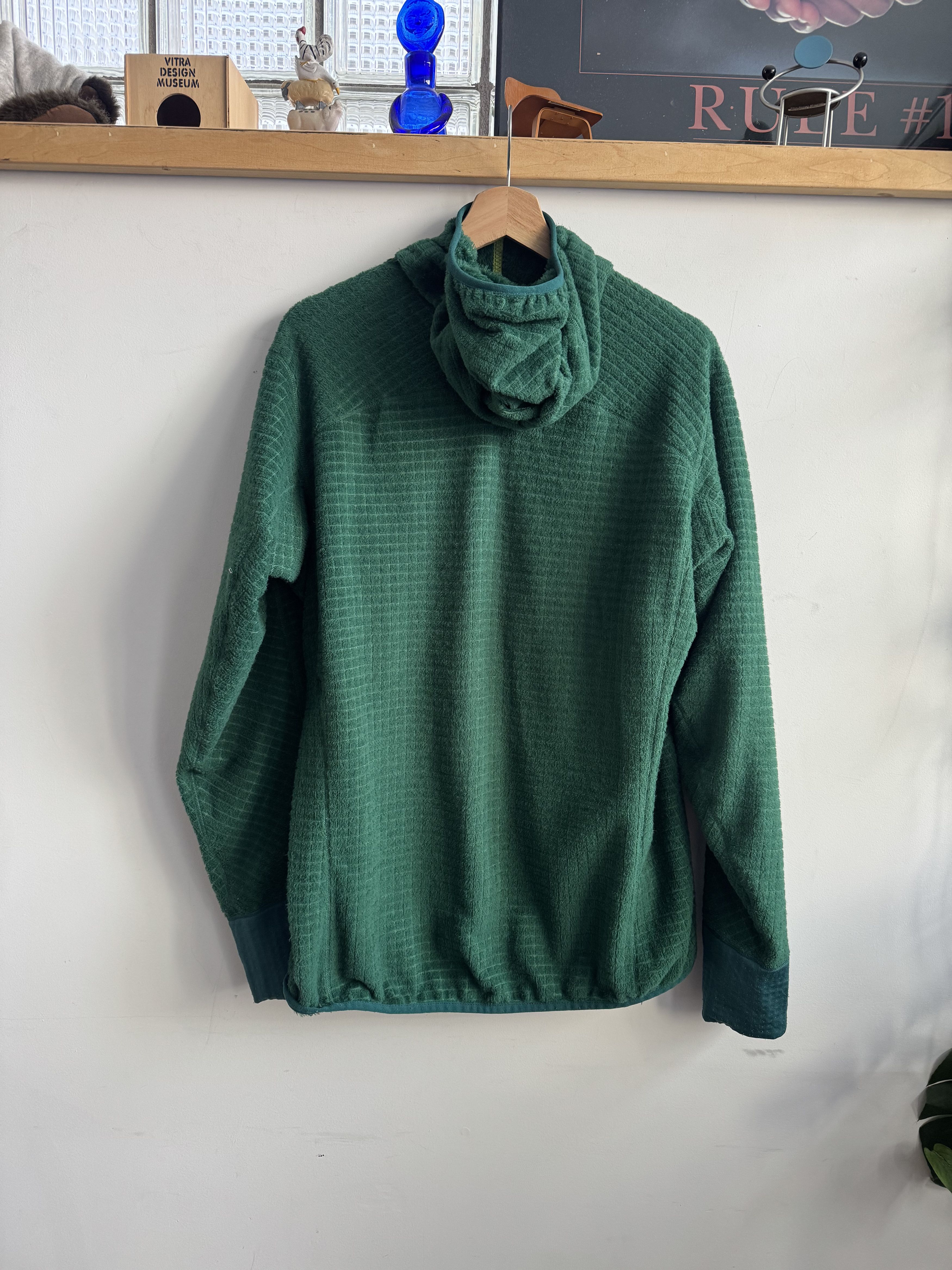 Patagonia 2015 Patagonia R3 Hoody Jacket Reversible Size L Size US L / EU 52-54 / 3 - 5 Thumbnail