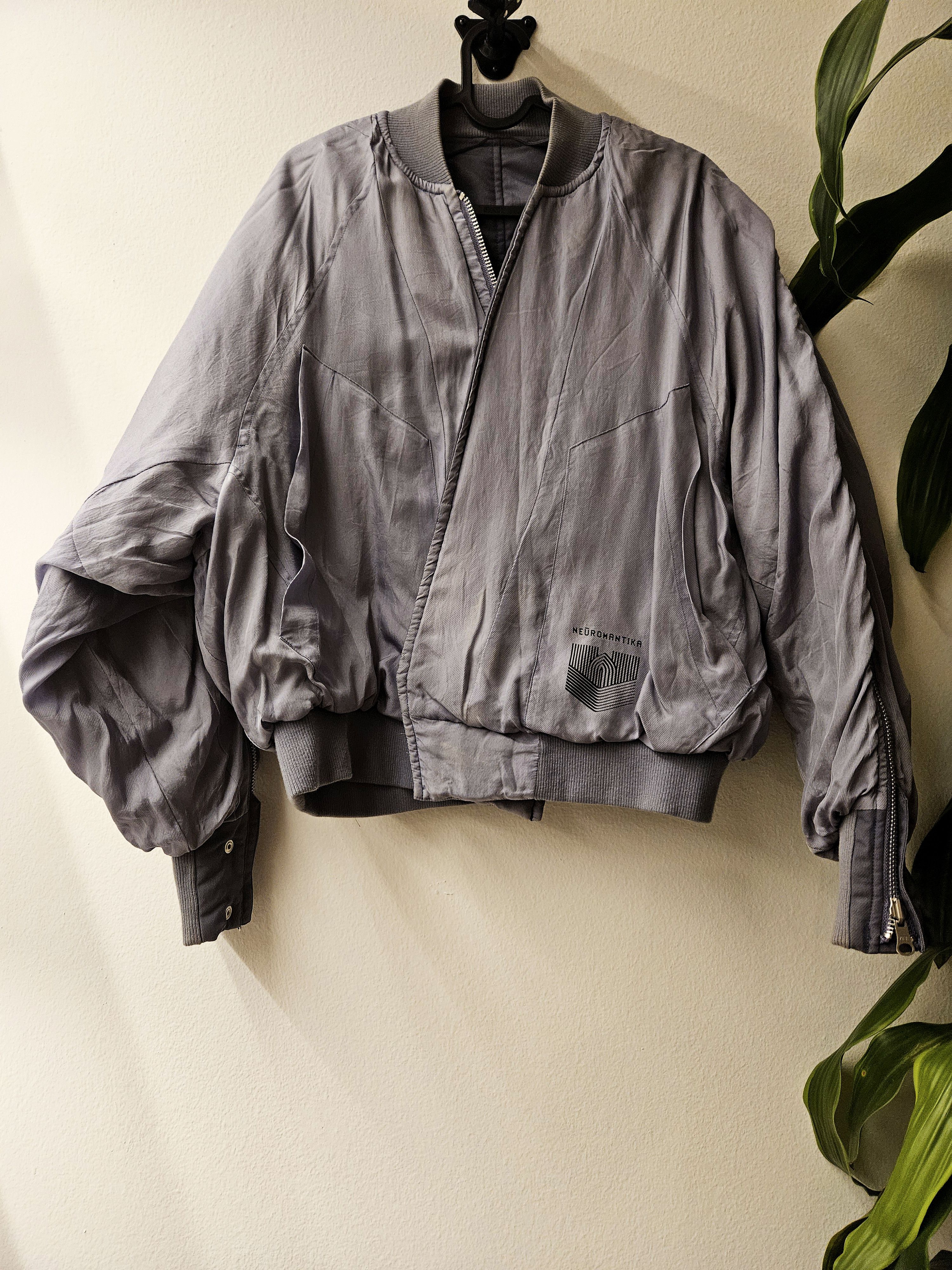 LAST DROP! Neuromantika rare purple bomber