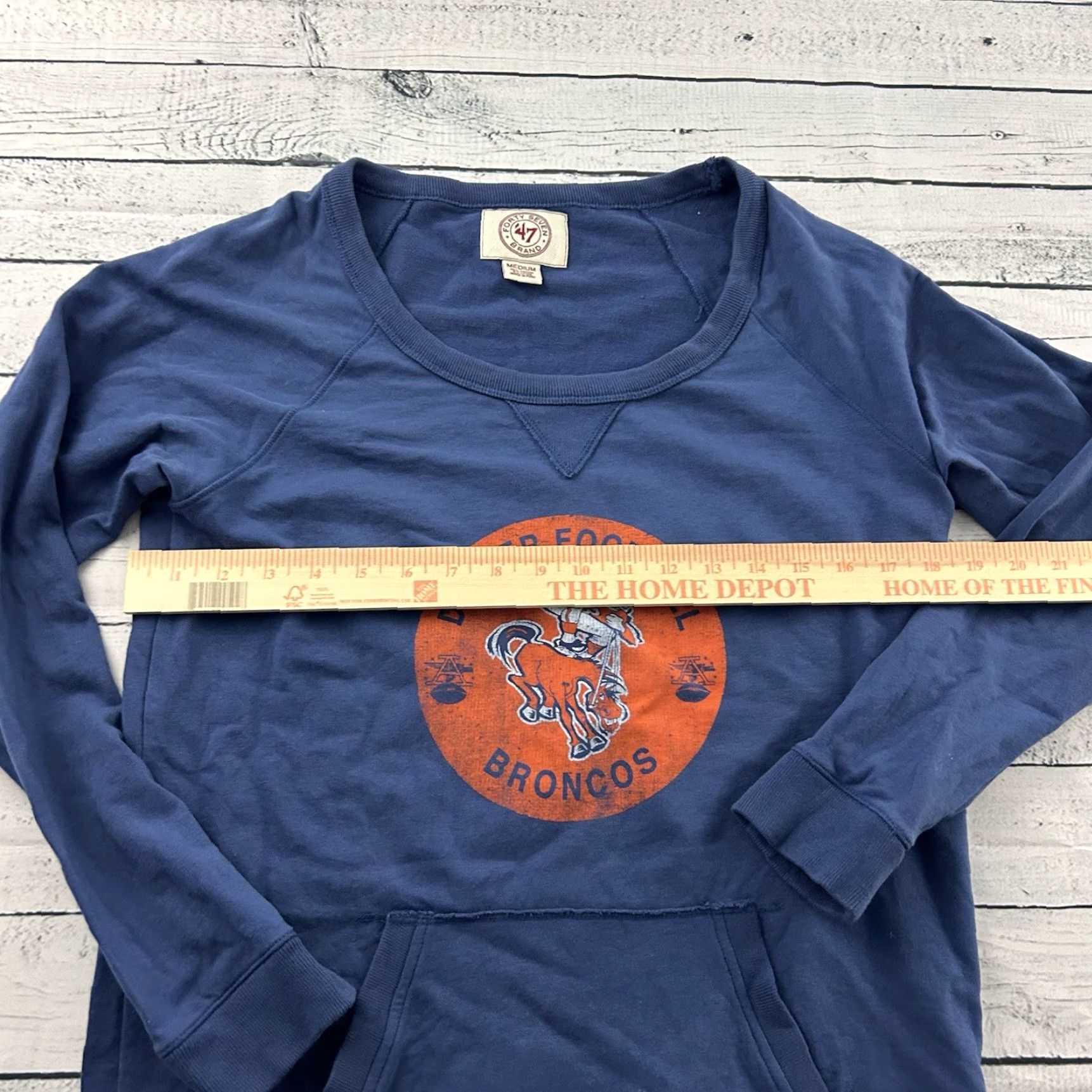 Vintage 47 Denver Broncos Pullover Crewneck Sweatshirt Women's M Blue Size M / US 6-8 / IT 42-44 - 3 Thumbnail