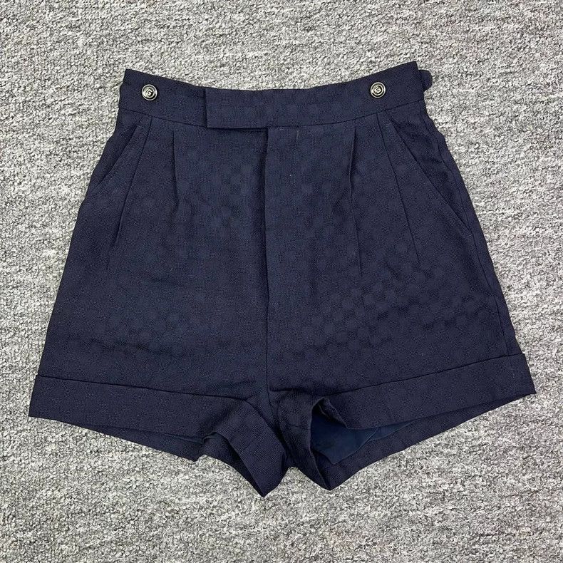 Gucci Gucci Check Pattern Wool Shorts Size 36- DMC Size US 36 / EU 52 - 1 Thumbnail