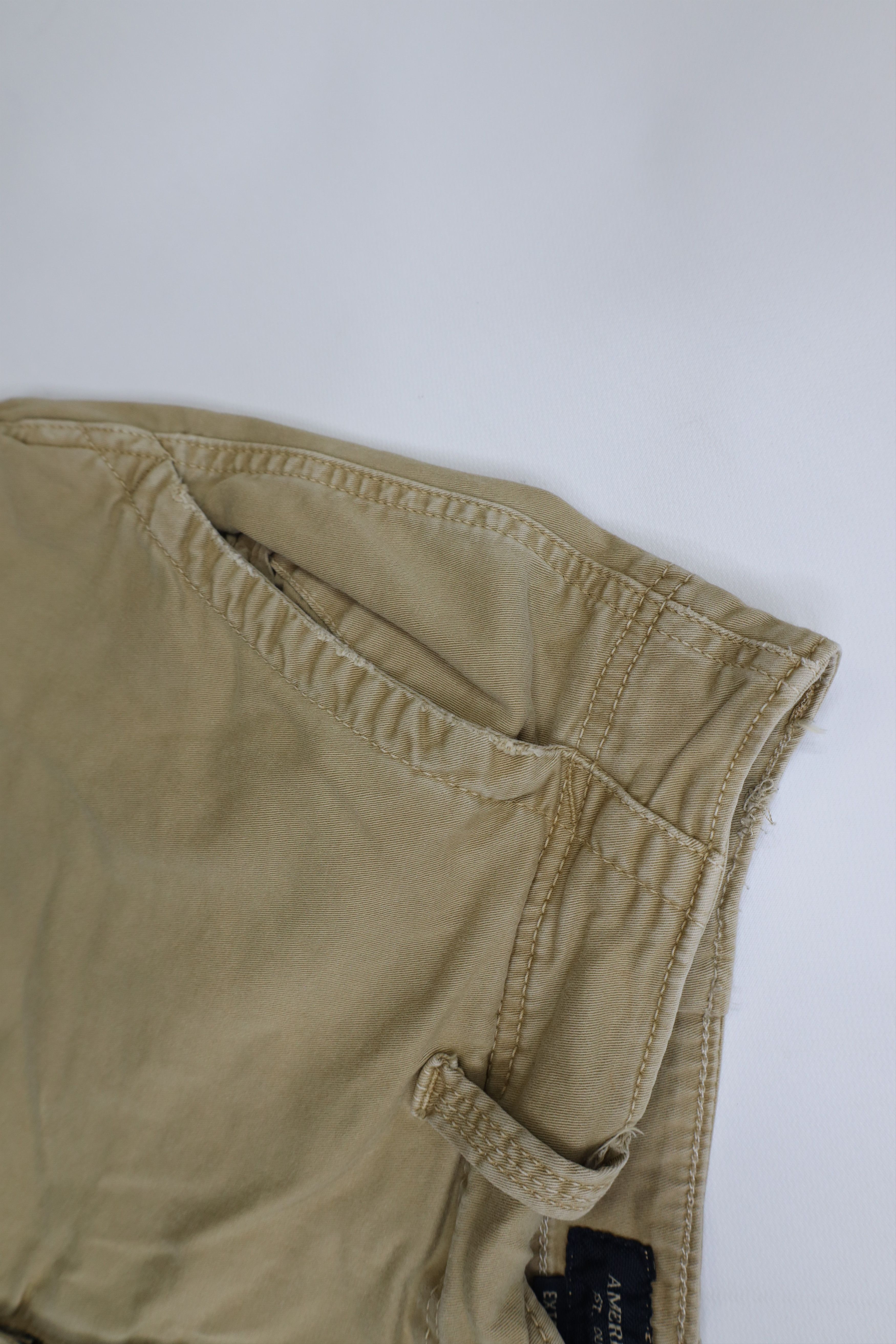 American Eagle Outfitters Vintage Y2K American Eagle Outfitters Cargo Shorts Brown Size US 32 / EU 48 - 9 Thumbnail