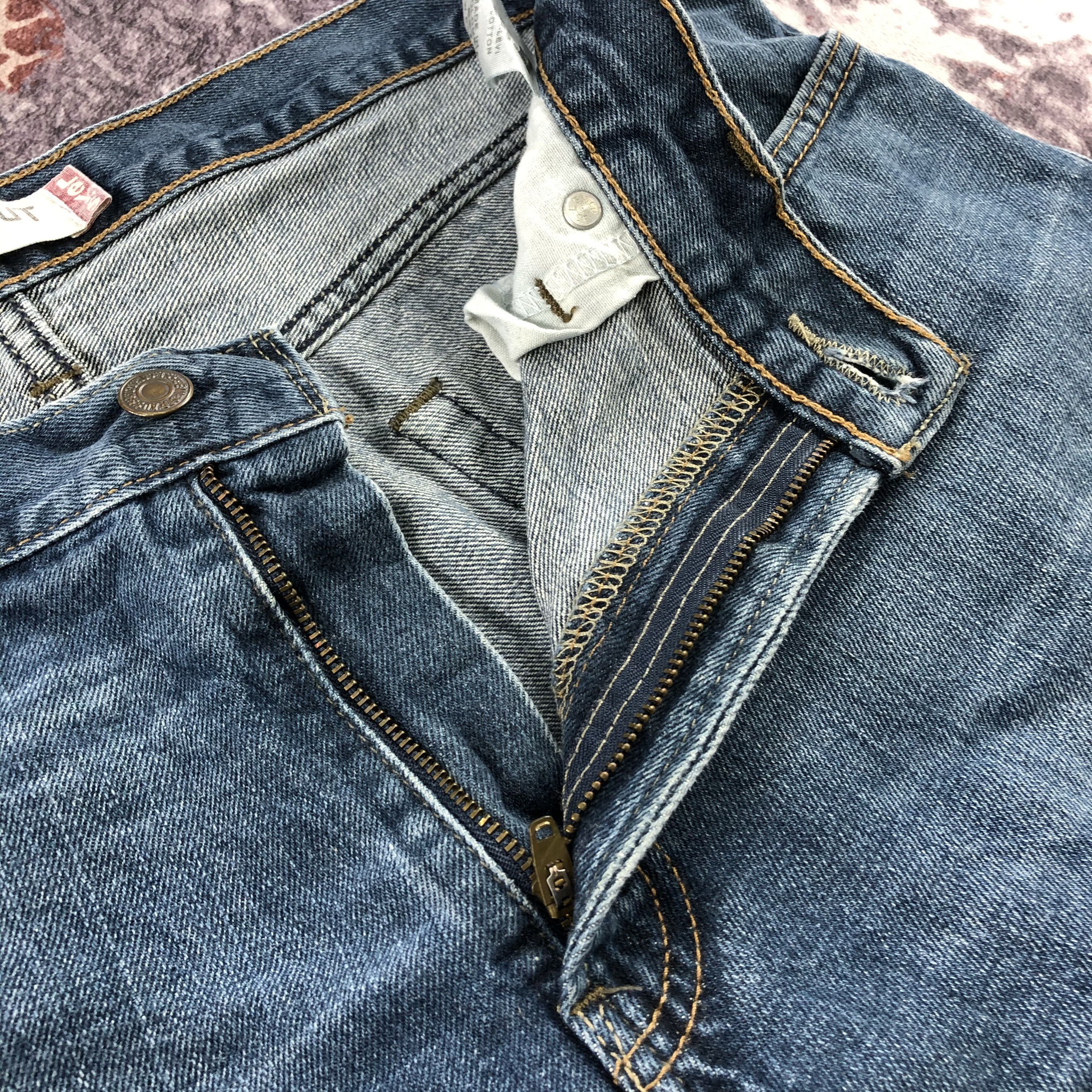 Levi's × Vintage Vintage Blue Wash Levis 527 Flare Jeans-JM2975 Size US 35 - 9 Thumbnail