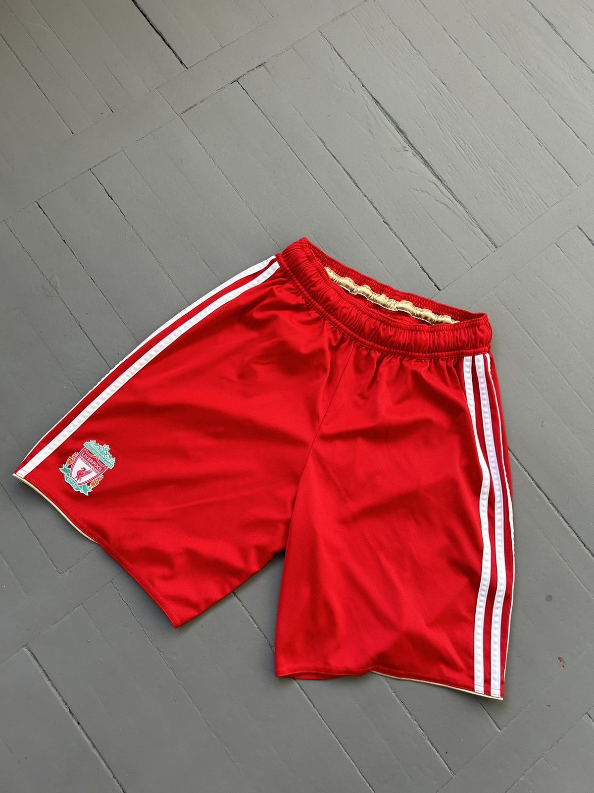 Other FC Liverpool shorts vintage Size US 32 / EU 48 - 2 Thumbnail