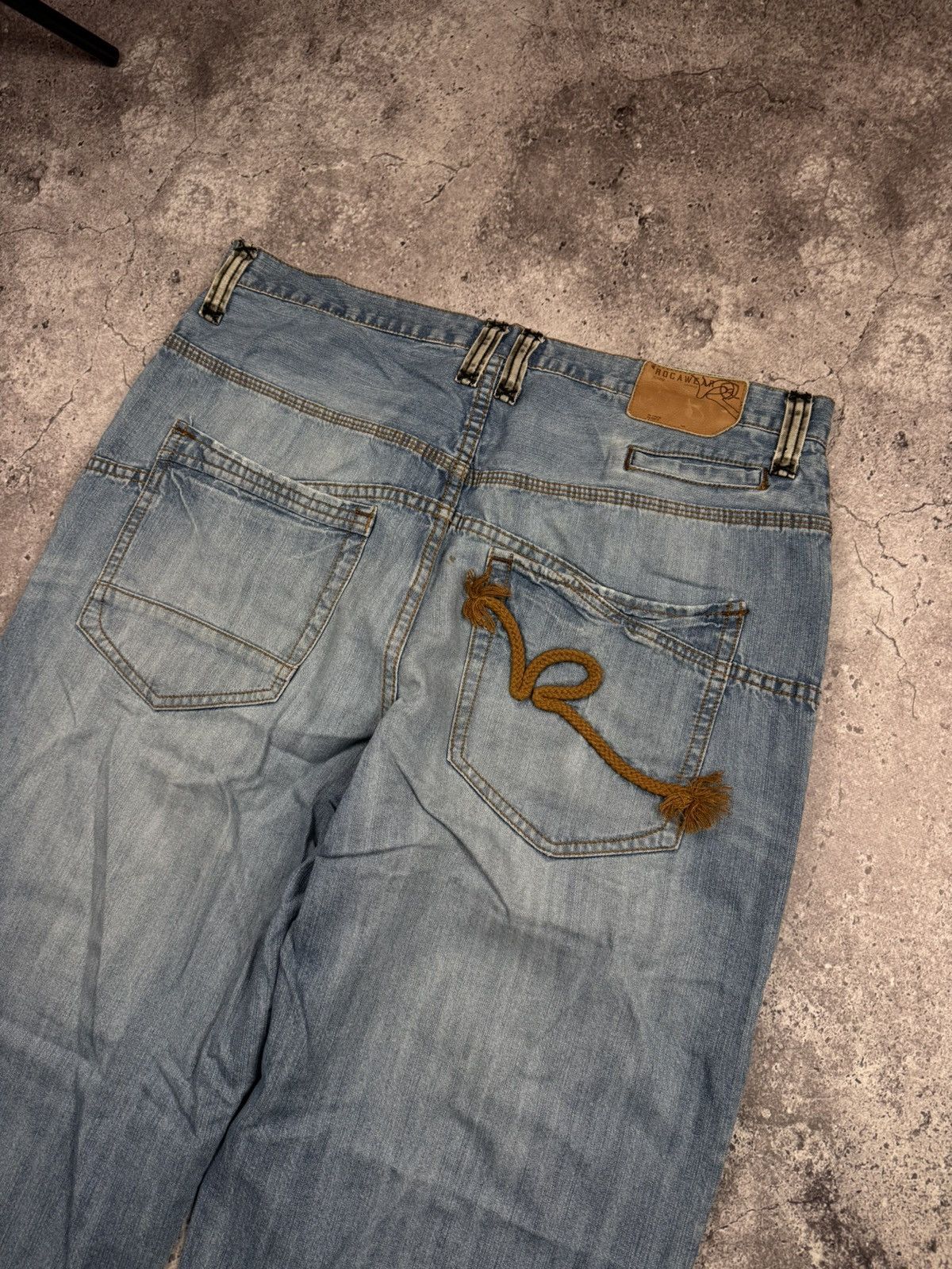 Rocawear Vintage Rocawear Y2K Distressed Baggy Jeans Skate Jnco Y2K Size US 38 / EU 54 - 2 Thumbnail