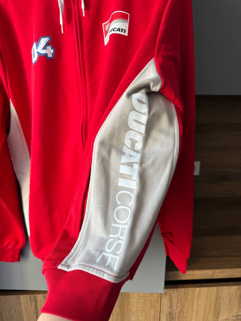 Ducati Vintage Ducati 04 Corse Valentino Rossi Moto Racing Hoodie Size US XL / EU 56 / 4 - 4 Thumbnail
