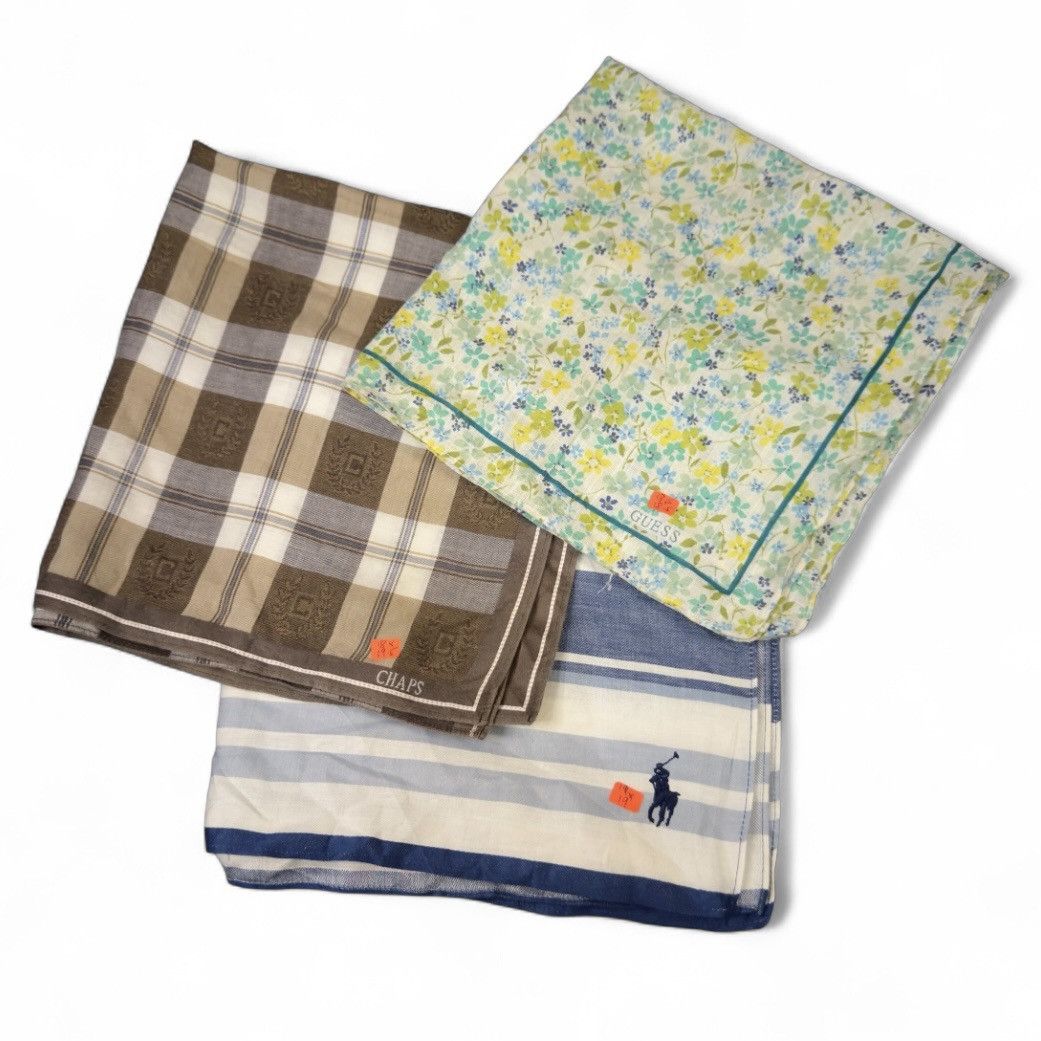 Vintage 🔥Handkerchief | Neckerchief | Bandana | Pocket-square | Size ONE SIZE - 1 Thumbnail