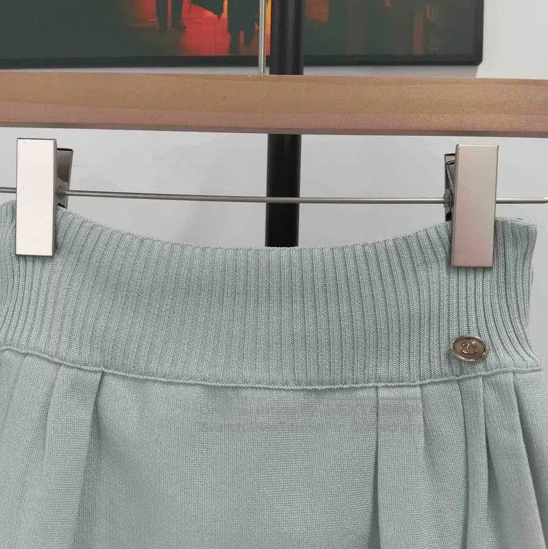 Chanel Chanel Green Pleated Summer Skirt Size S . Size 23" - 6 Thumbnail