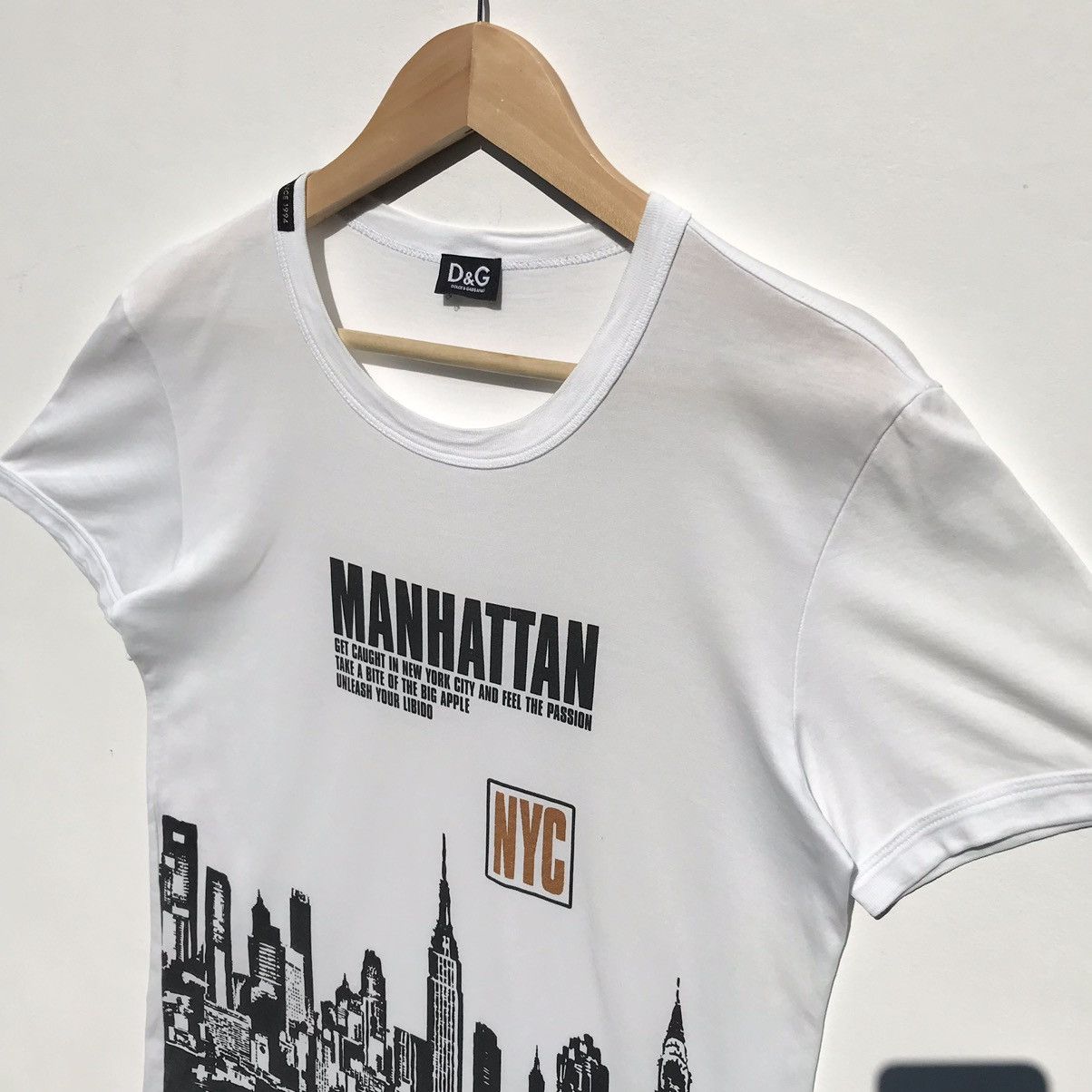 Dolce & Gabbana Vintage Dolce & Gabbana Manhattan NYC Tee D&G Luxury Brand Size US S / EU 44-46 / 1 - 6 Thumbnail