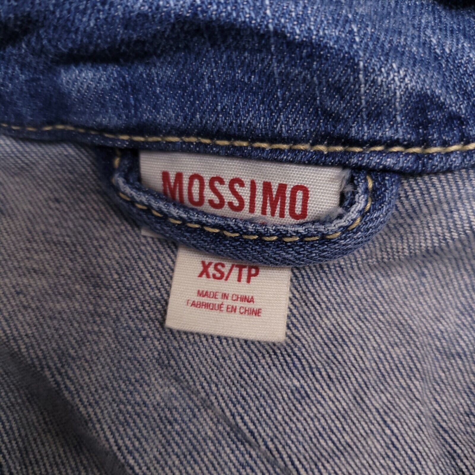 Mossimo Mossimo Casual Button Denim Jean Jacket Womens Size XS Blue Size XS / US 0-2 / IT 36-38 - 3 Thumbnail