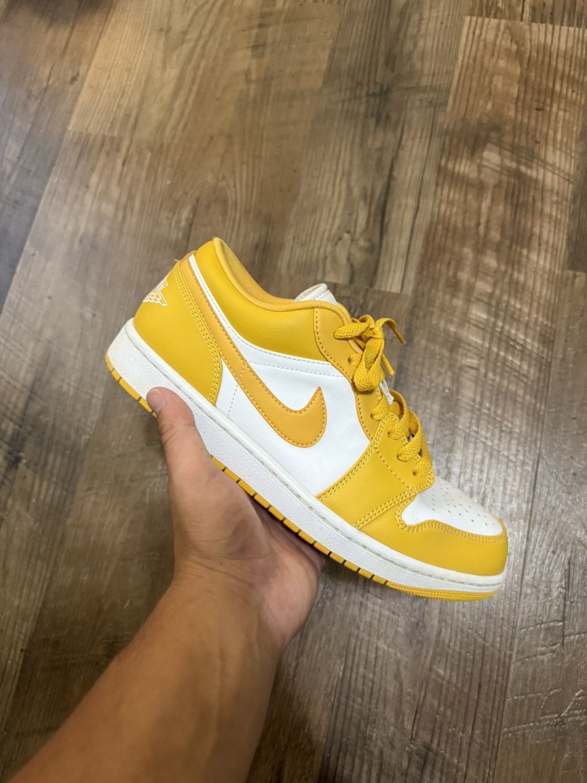 Jordan Brand Jordan 1 Low Pollen Size US 10.5 / EU 43-44 - 1 Thumbnail