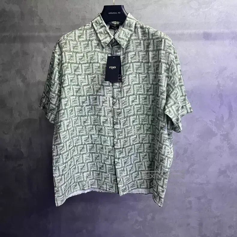 Fendi Fendi size 41 Green Logo Full Print Single Breasted Short S Size US XS / EU 42 / 0 - 1 Thumbnail