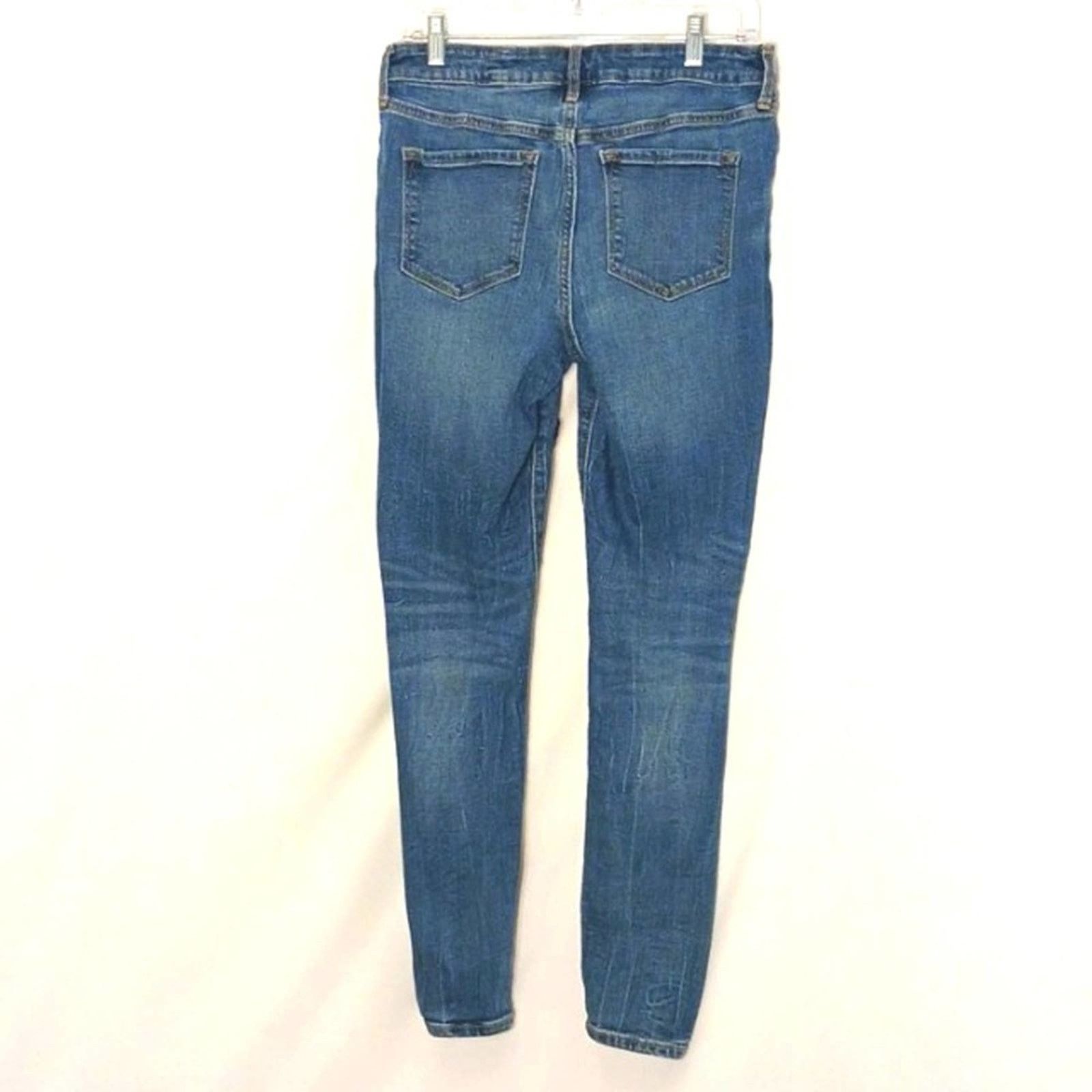 Old Navy Old Navy ROSES Jeans Sz 10 Blue Distess Bohemian Cottagecore Size 30" / US 8 / IT 44 - 10 Thumbnail