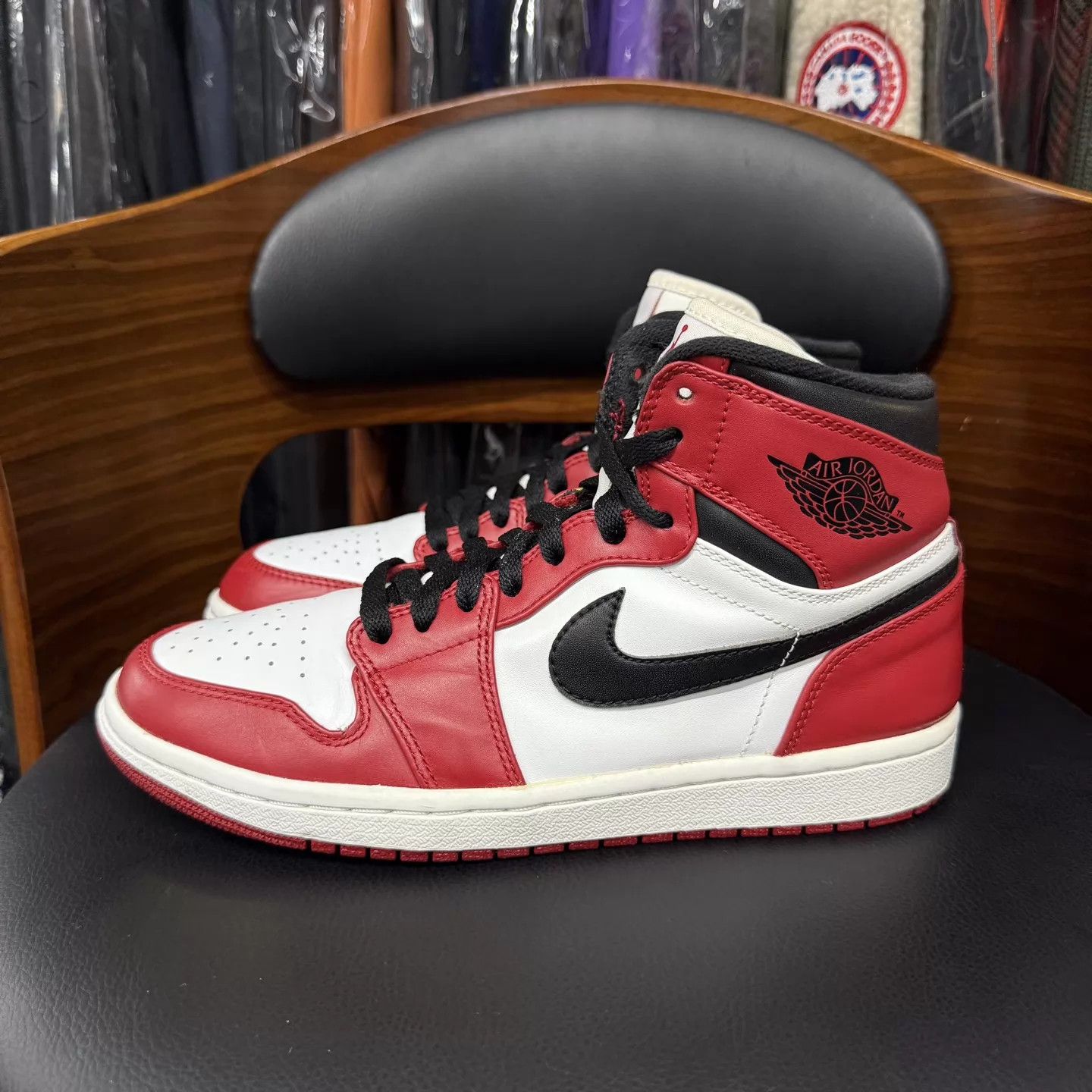 Nike AJ1 Chicago 2013 40 - Near Mint Box Size US 7 / EU 40 - 6 Thumbnail