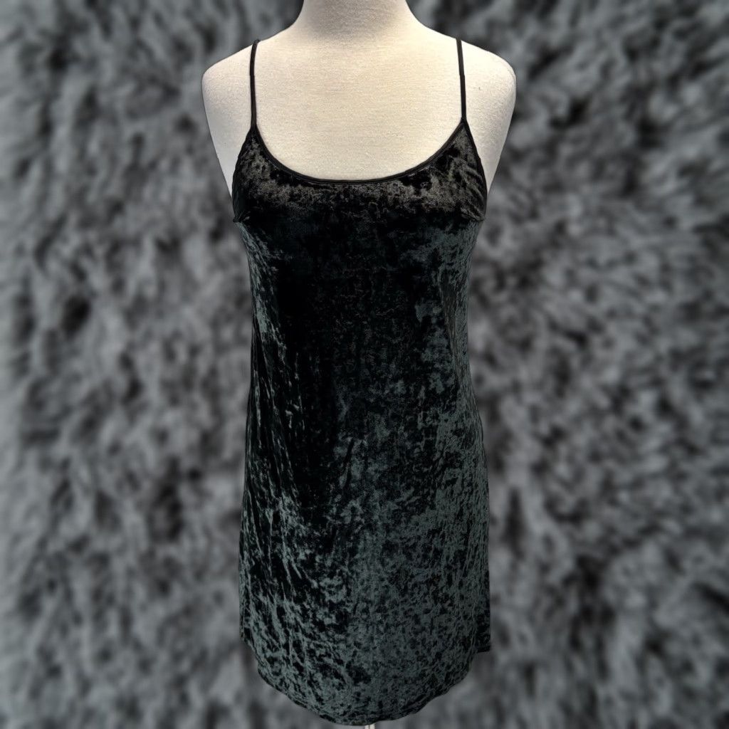 Victoria's Secret Victoria's Secret Crushed Velvet Nightgown Dress XS Black Women’s Velvet Mini Nightgown Goth Whimsigoth Size XS / US 0-2 / IT 36-38 - 1 Thumbnail