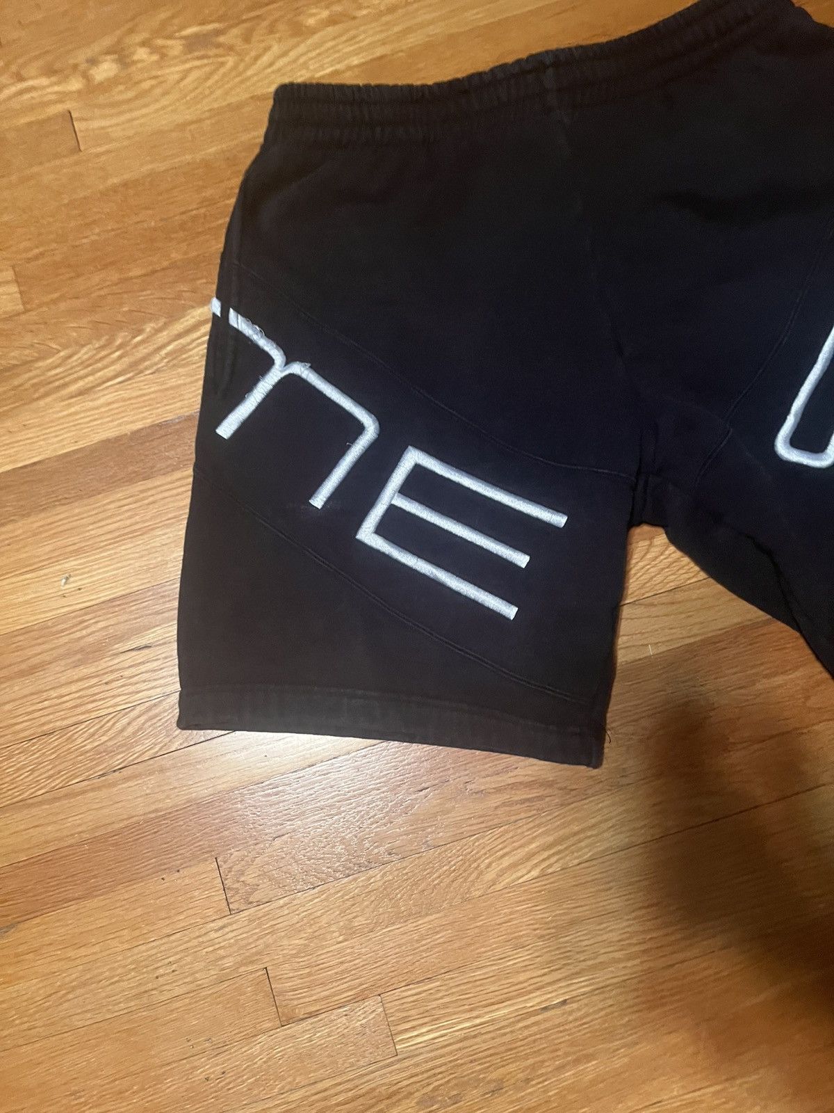 Supreme Supreme Stretch Sweat Shorts Size US 32 / EU 48 - 2 Thumbnail