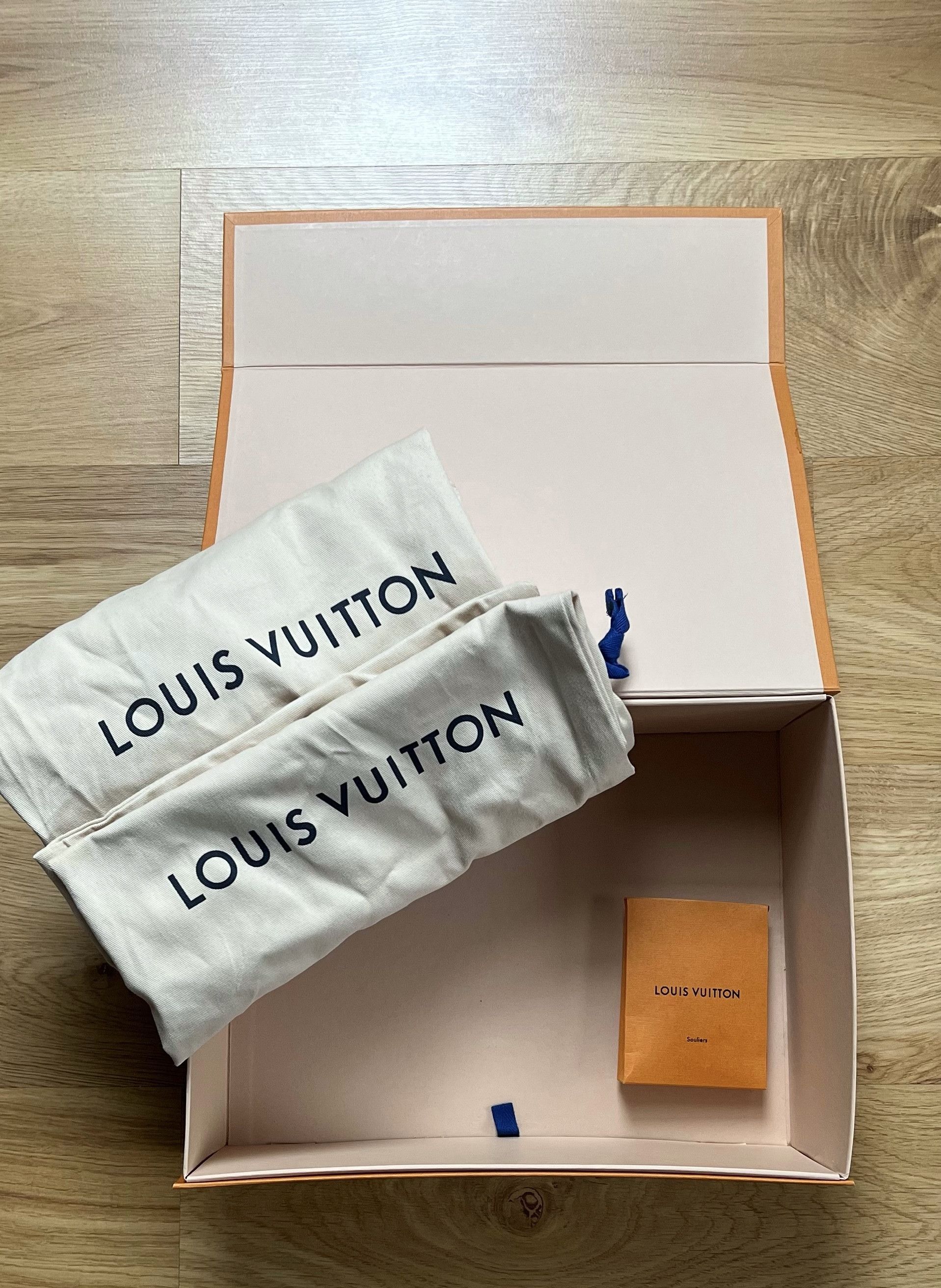 Louis Vuitton Louis Vuitton x Virgil Abloh 408 Trainers Hi Top Sneakers Size US 11 / EU 44 - 15 Thumbnail