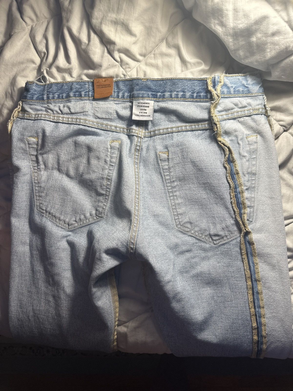 Levi's × Vetements Levi X Vetements 1/1 501 jeans Size US 28 / EU 44 - 12 Thumbnail
