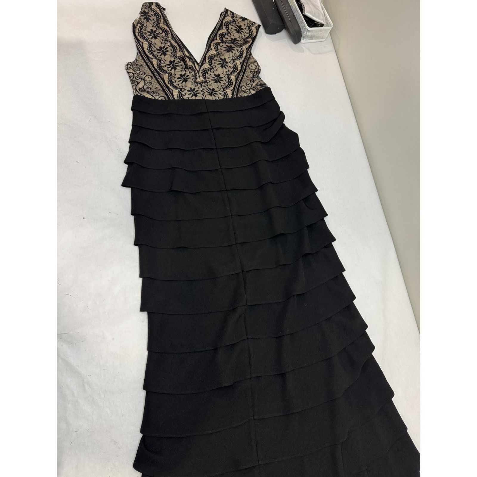 Other Vintage Lace Tiered Gown Jessica Howard Black Formal 12 Size XL / US 12-14 / IT 48-50 - 16 Thumbnail