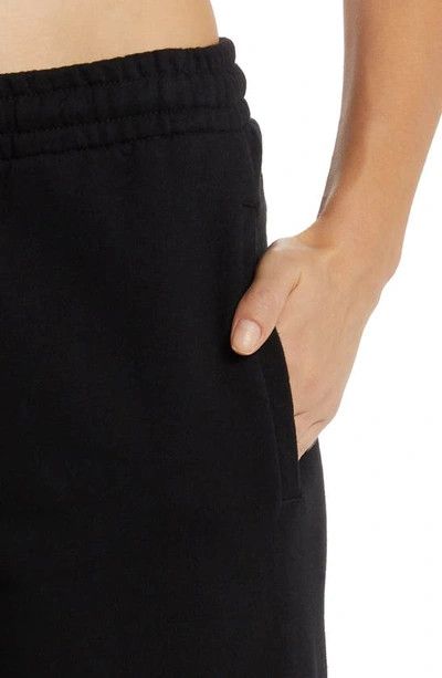 Off-White o1mle0425 Painter Logo Cuffed Sweatpant in Black Size 28" / US 6 / IT 42 - 4 Thumbnail
