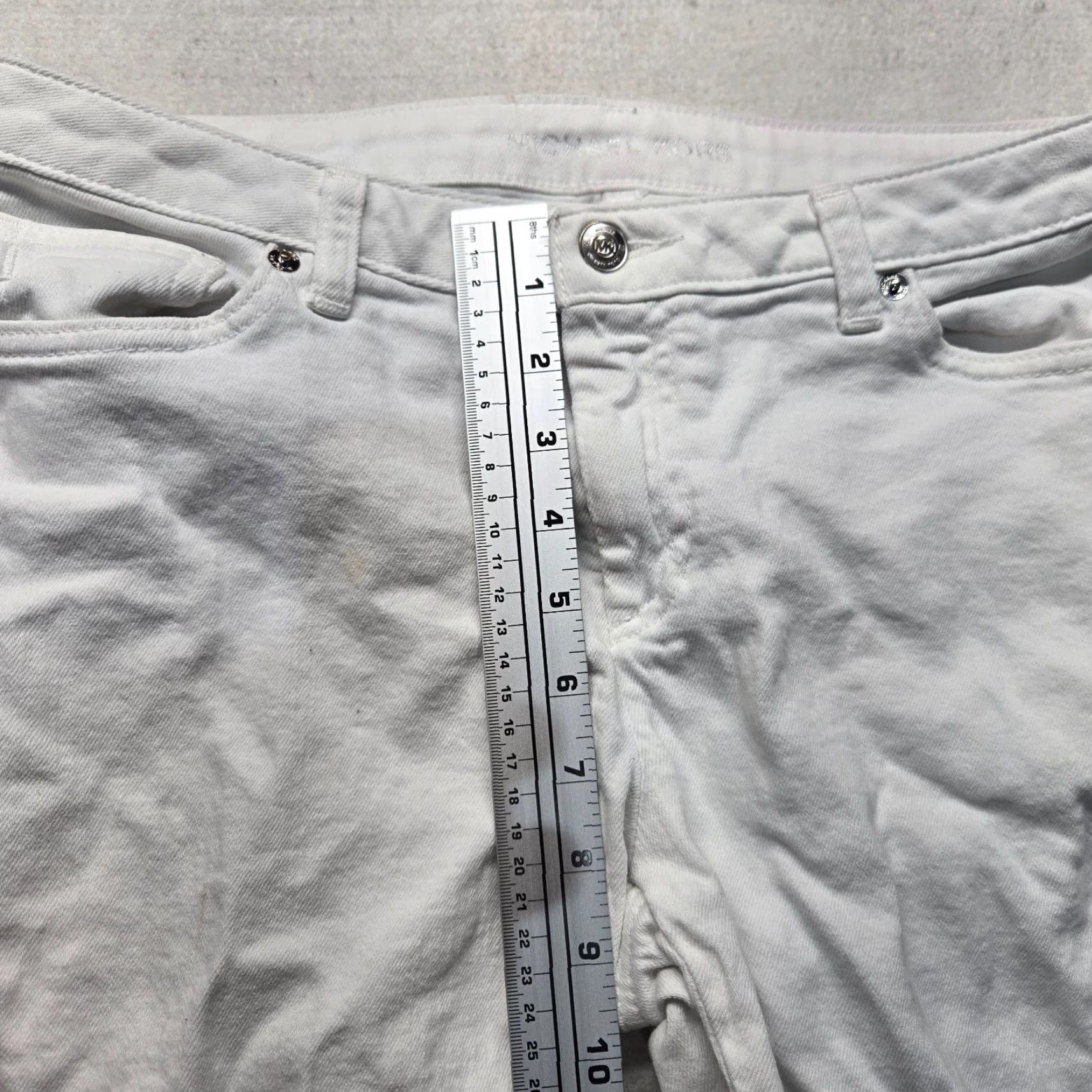 Michael Kors Michael Kors Pants Chino 98% Cotton White Pockets Belted Slimming Adult Women's Size 8 Womens Size 30" / US 8 / IT 44 - 6 Thumbnail