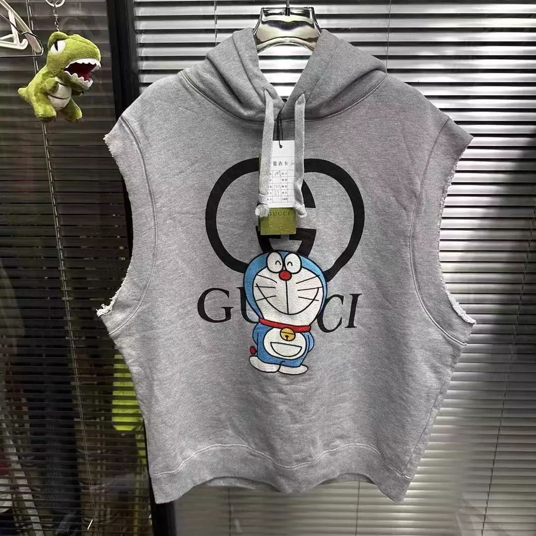 Gucci Gucci Doraemon Sleeveless Hoodie M New w/Tags 1580 Size US M / EU 48-50 / 2 - 1 Thumbnail