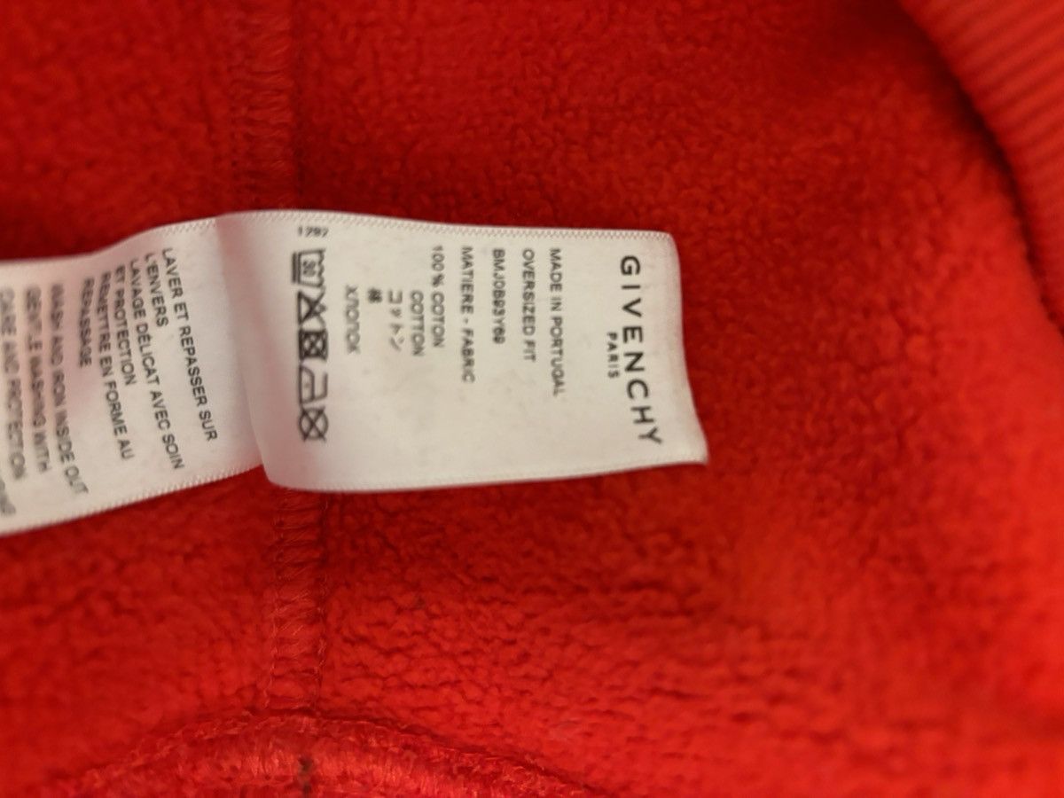 Givenchy Givenchy Emblem - been thru hell sweatshirt - M Size US M / EU 48-50 / 2 - 12 Thumbnail