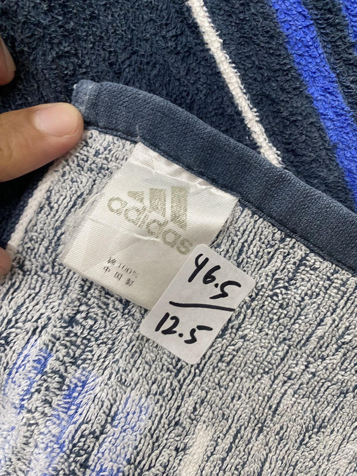 Adidas 💥ADIDAS sports Face / Hand Towel Size ONE SIZE - 3 Thumbnail