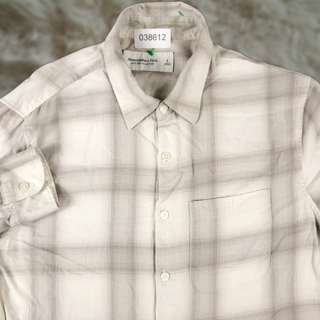 Abercrombie & Fitch Abercrombie & Fitch Button-Up Shirt Mens Small Beige Plaid Long Sleeve Size US S / EU 44-46 / 1 - 1 Thumbnail