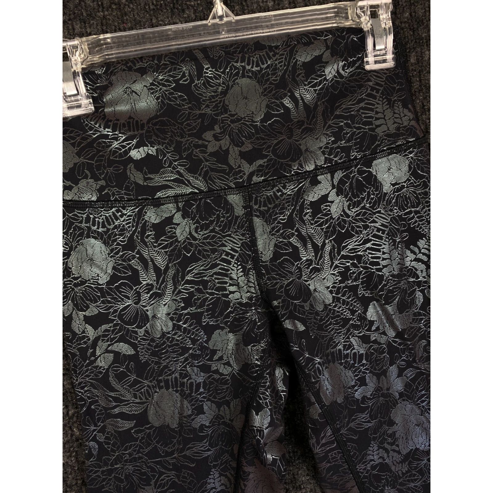 Lululemon Lululemon Wunder Under High Rise Tight 6 Yoga Pants Shine Floral All Over Print Womens Skinny Black 6 Inseam 25 in Cropped Stretch Moisture Wicking Size 28" / US 6 / IT 42 - 7 Thumbnail
