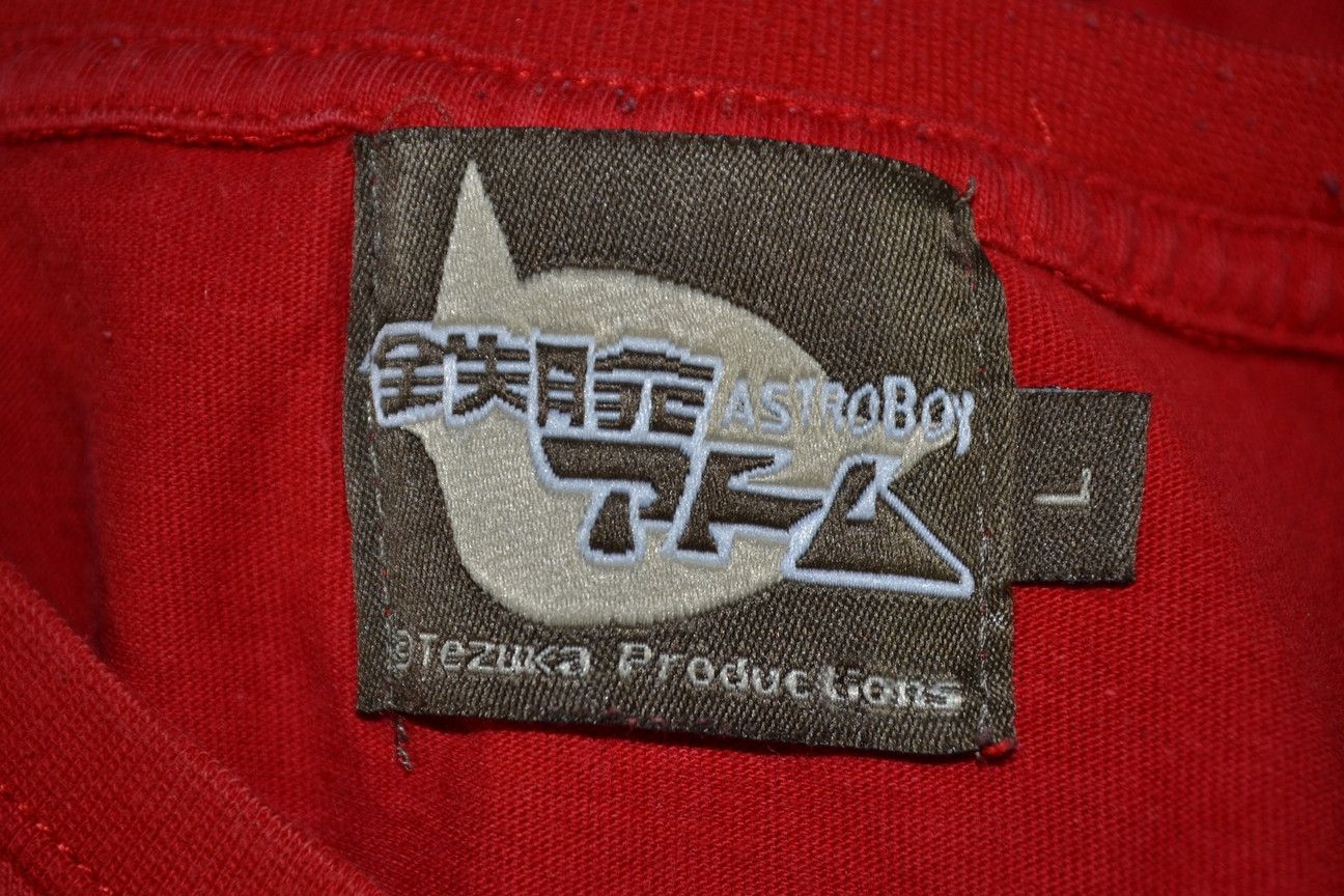 Anime × Japanese Brand × Vintage Vintage Astro Boy Anime Hologram t-shirt Size US L / EU 52-54 / 3 - 8 Thumbnail
