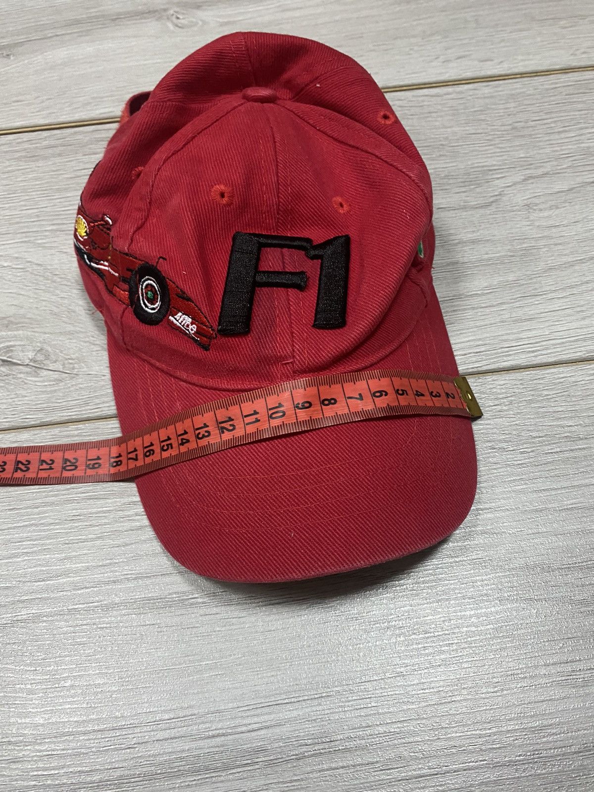 Formula 1 F1 bolid car vintage cap big embro logo Size ONE SIZE - 8 Thumbnail