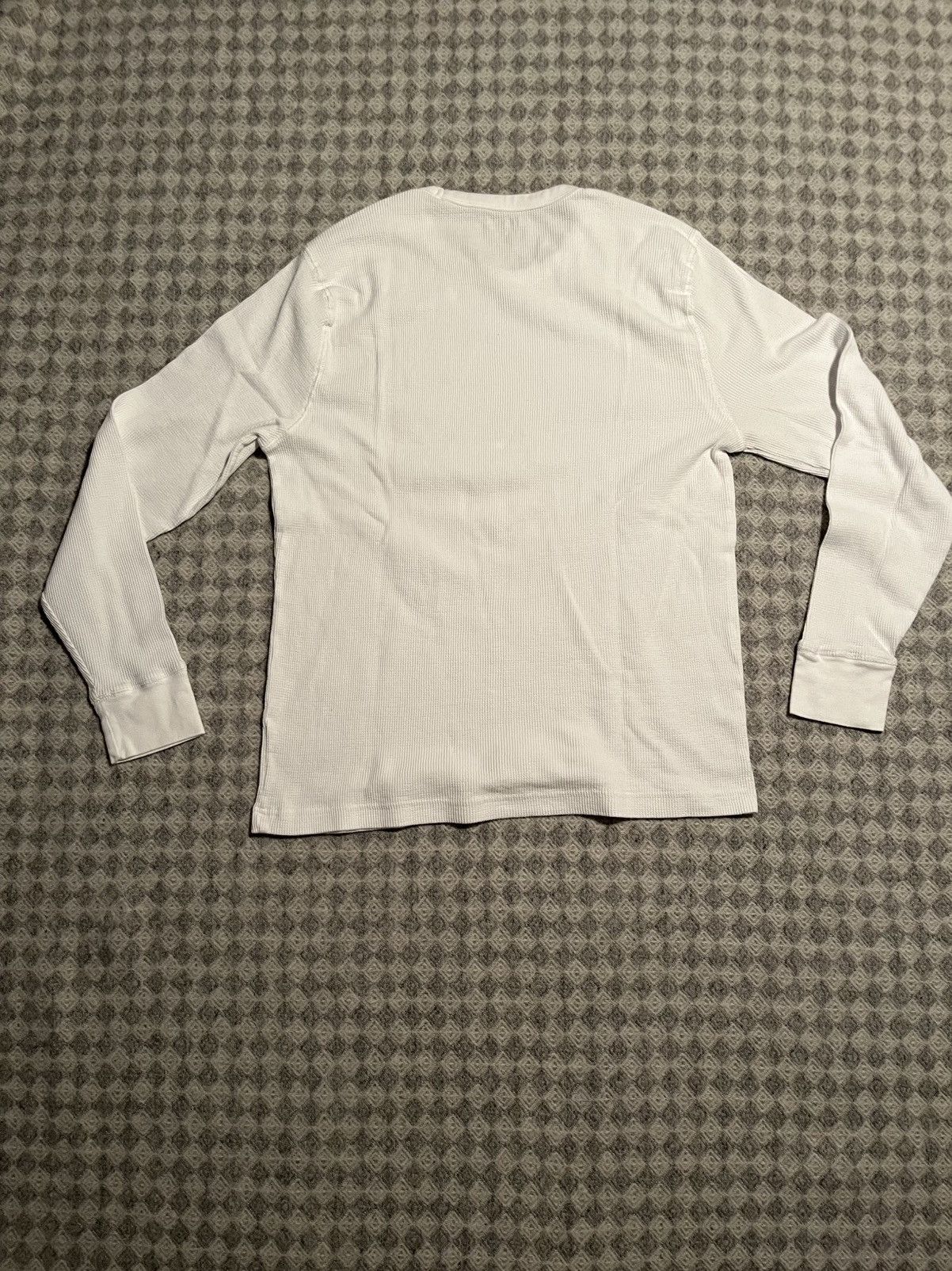 Old Navy Old Navy mens Waffle Knit longsleeve size L Size US L / EU 52-54 / 3 - 2 Thumbnail