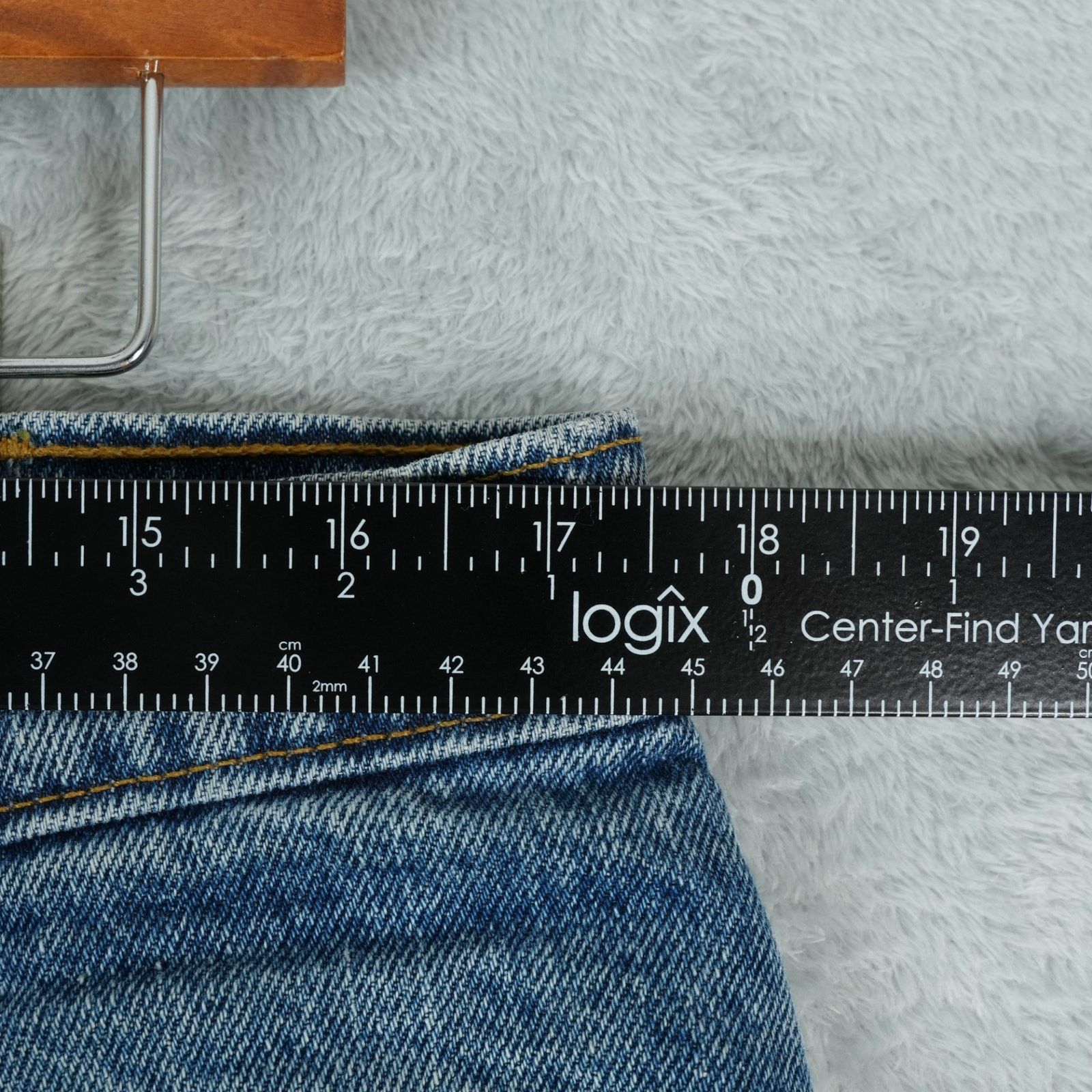 Levi's Vintage 1994 Levis 550 Jeans 36x32 Relaxed Fit Tapered Leg Size US 36 / EU 52 - 6 Thumbnail