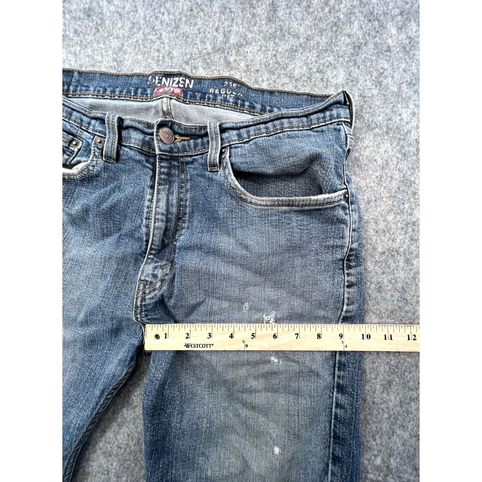 Levi's Levi's Jeans Men Relaxed Fit Distressed 5-Pocket Denim Blue Size 34x32 Regular 34in Inseam Workwear Vintage: No Size US 34 / EU 50 - 3 Thumbnail