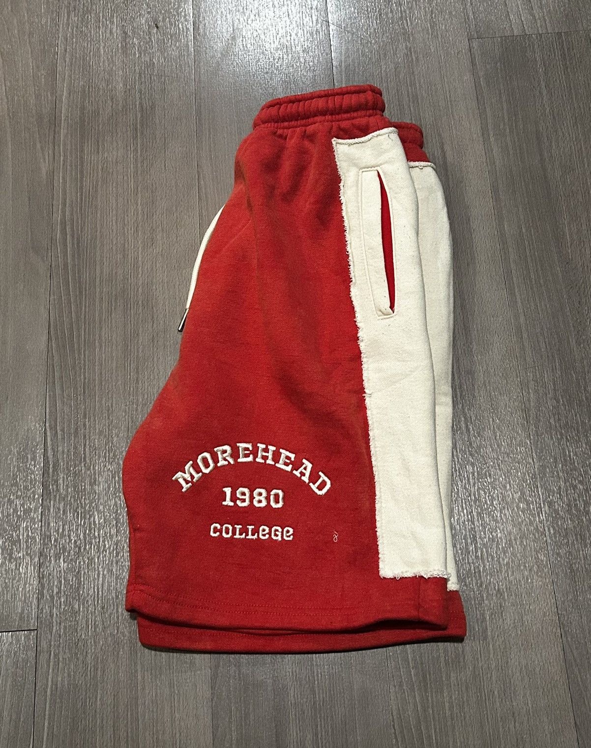 Other Morehead University embroidery shorts Size US 32 / EU 48 - 2 Thumbnail