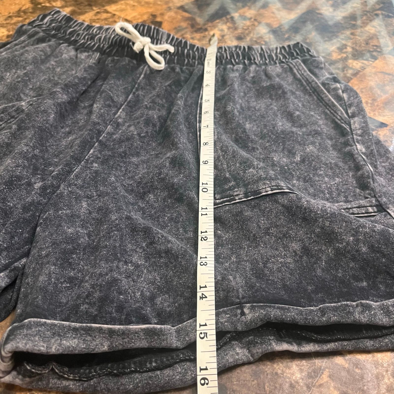 Other Zenana Mineral Wash Elastic Waste Shorts Size 34" / US 12 / IT 48 - 9 Thumbnail