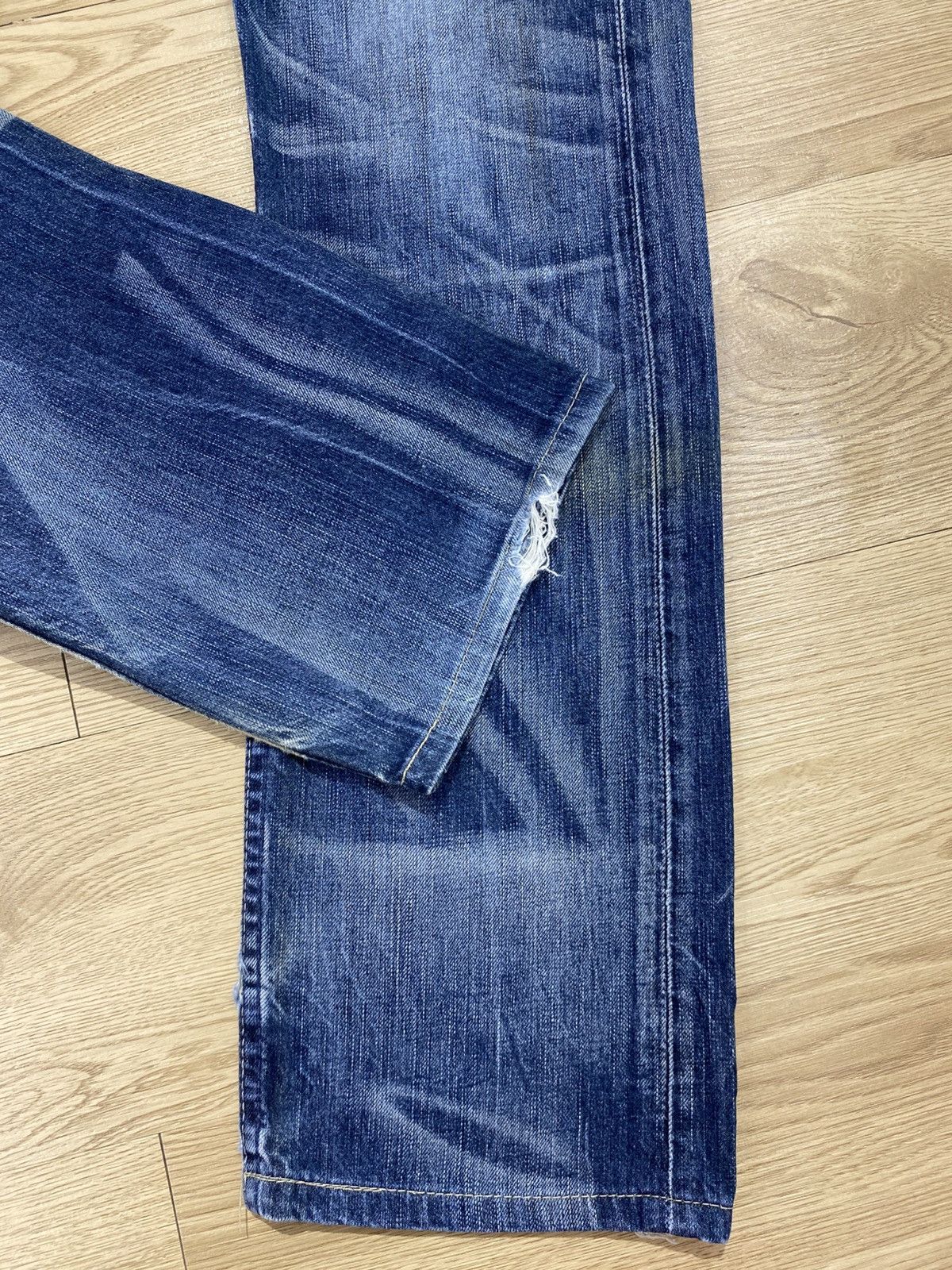 Levi's Levi’s Whiskers Blue Wash Style Buckle Back Distressed Jeans Size US 30 / EU 46 - 8 Thumbnail