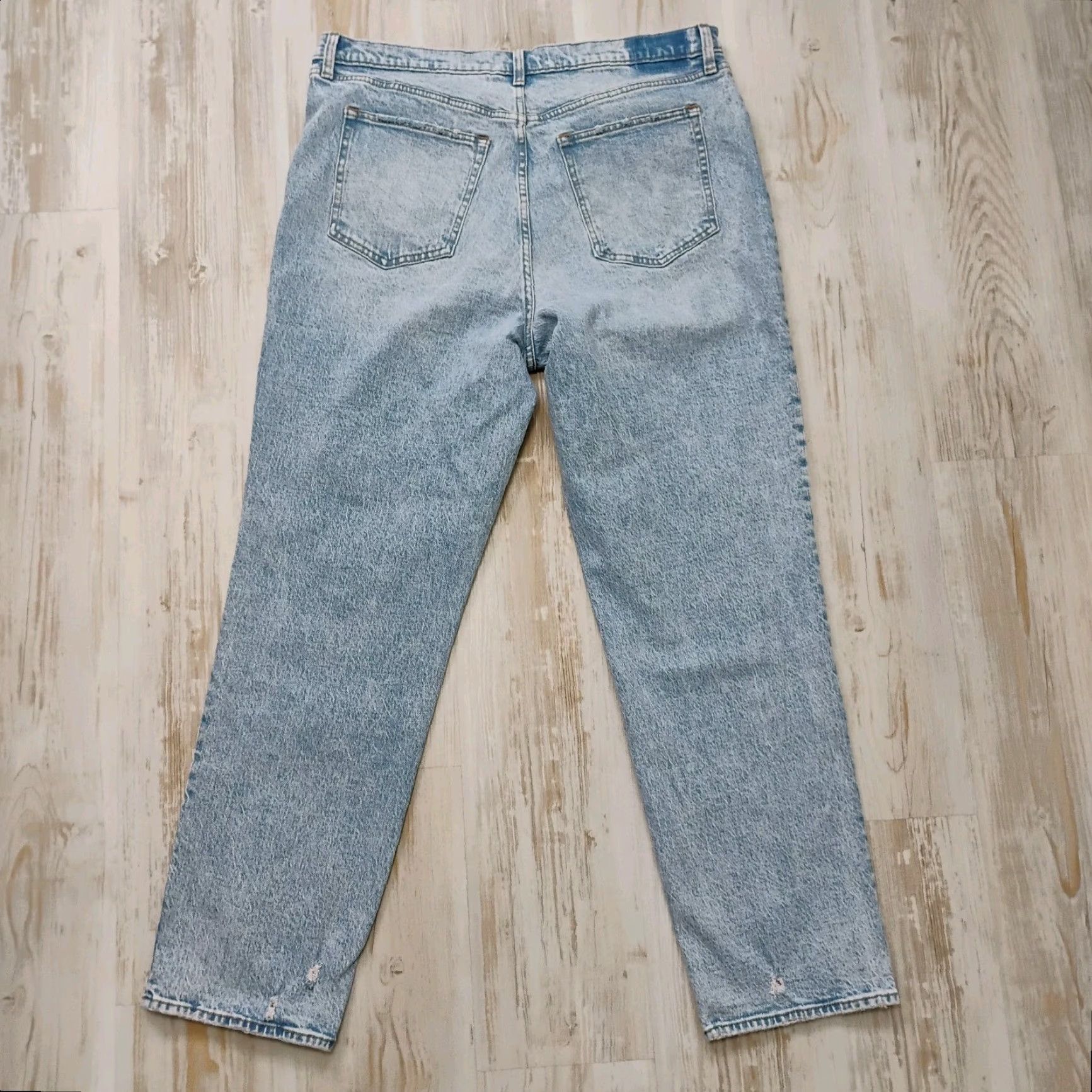 Abercrombie & Fitch The 90s Jeans Straight High Rise 40x32 Women 90s Distressed Denim Blue 40 34/18 Tag