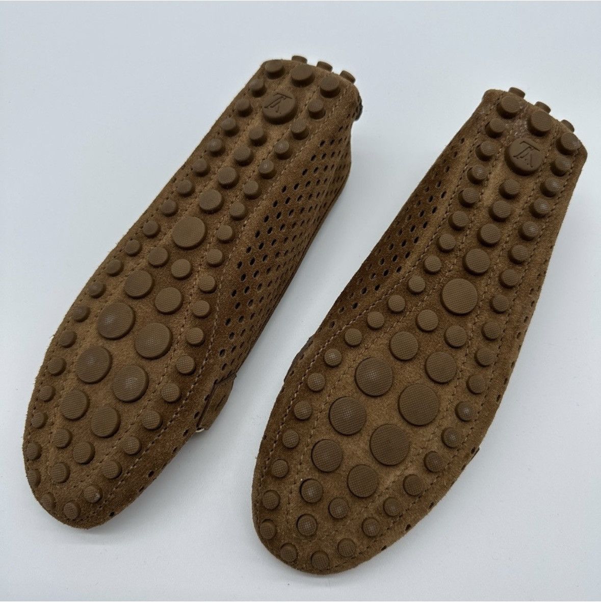Louis Vuitton Louis Vuitton Loafer Women’s Suade Brown Size 37.5 LV 7.5 Size US 7.5 / IT 37.5 - 5 Thumbnail