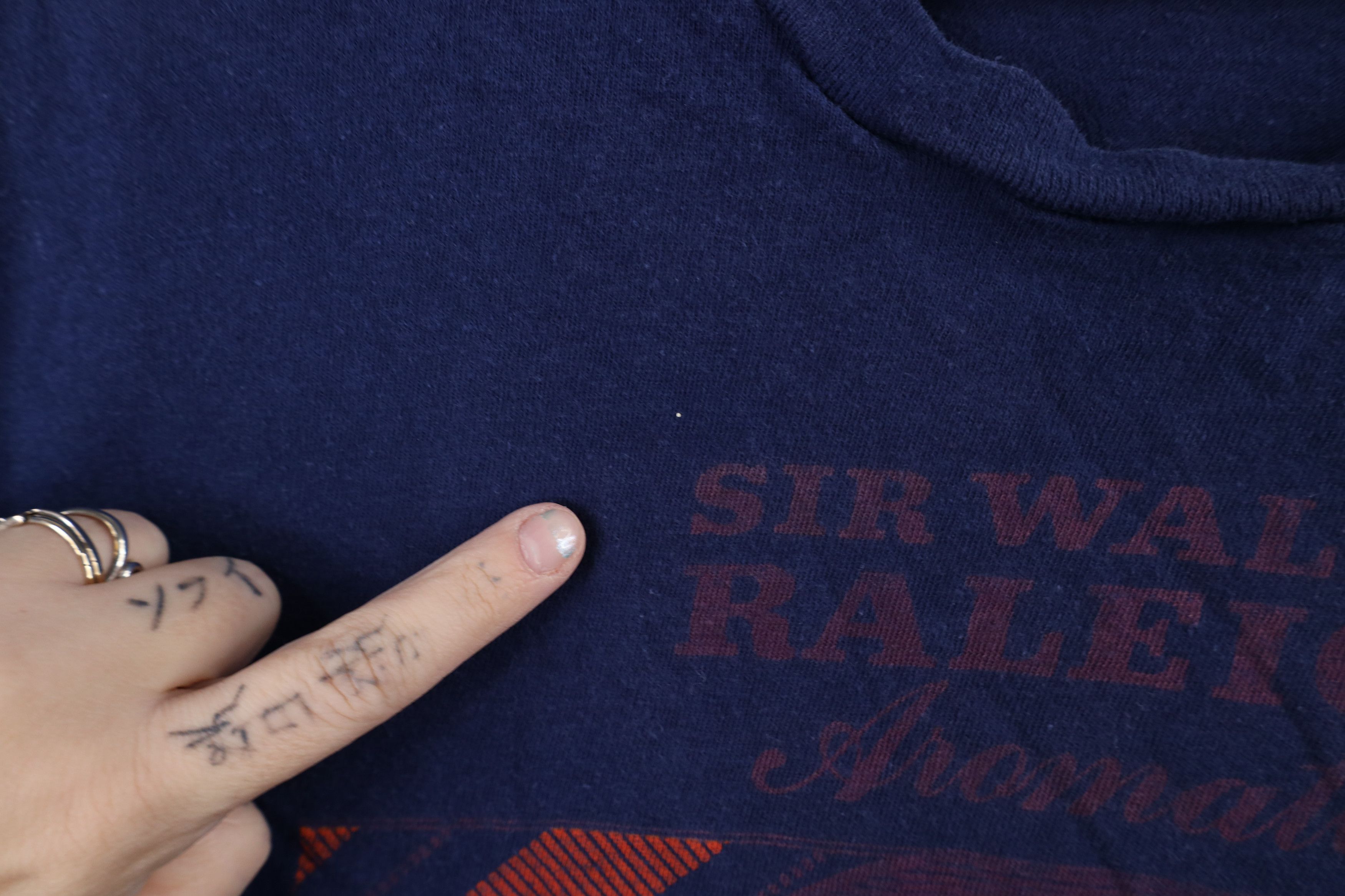 Hanes × Vintage Vintage 80s Hanes Raleigh Aromatic Tobacco T-Shirt USA Size US XL / EU 56 / 4 - 6 Thumbnail