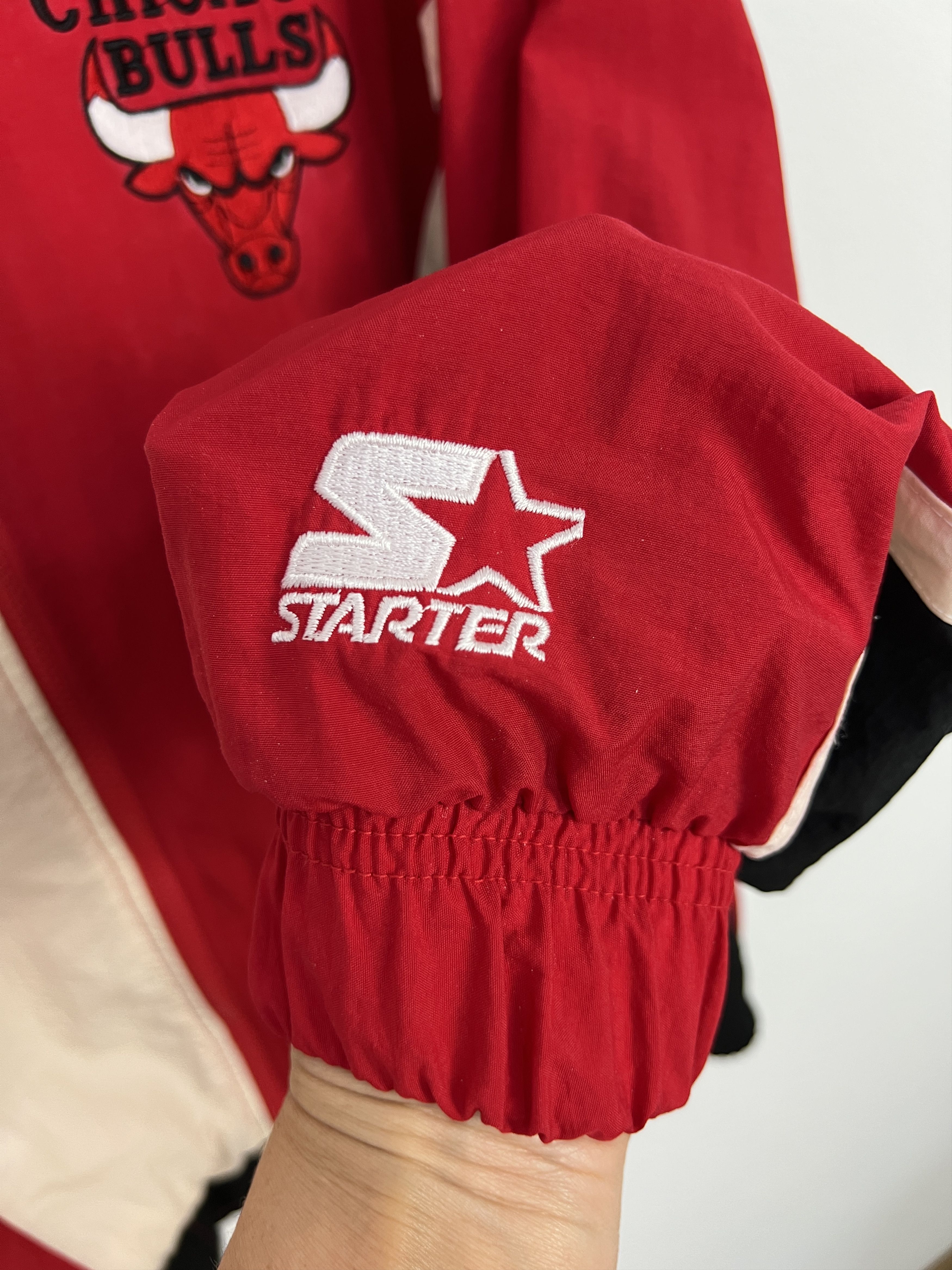 Starter Vintage 90's Starter Chicago Bulls NBA Warm Up Jacket Size US L / EU 52-54 / 3 - 5 Thumbnail