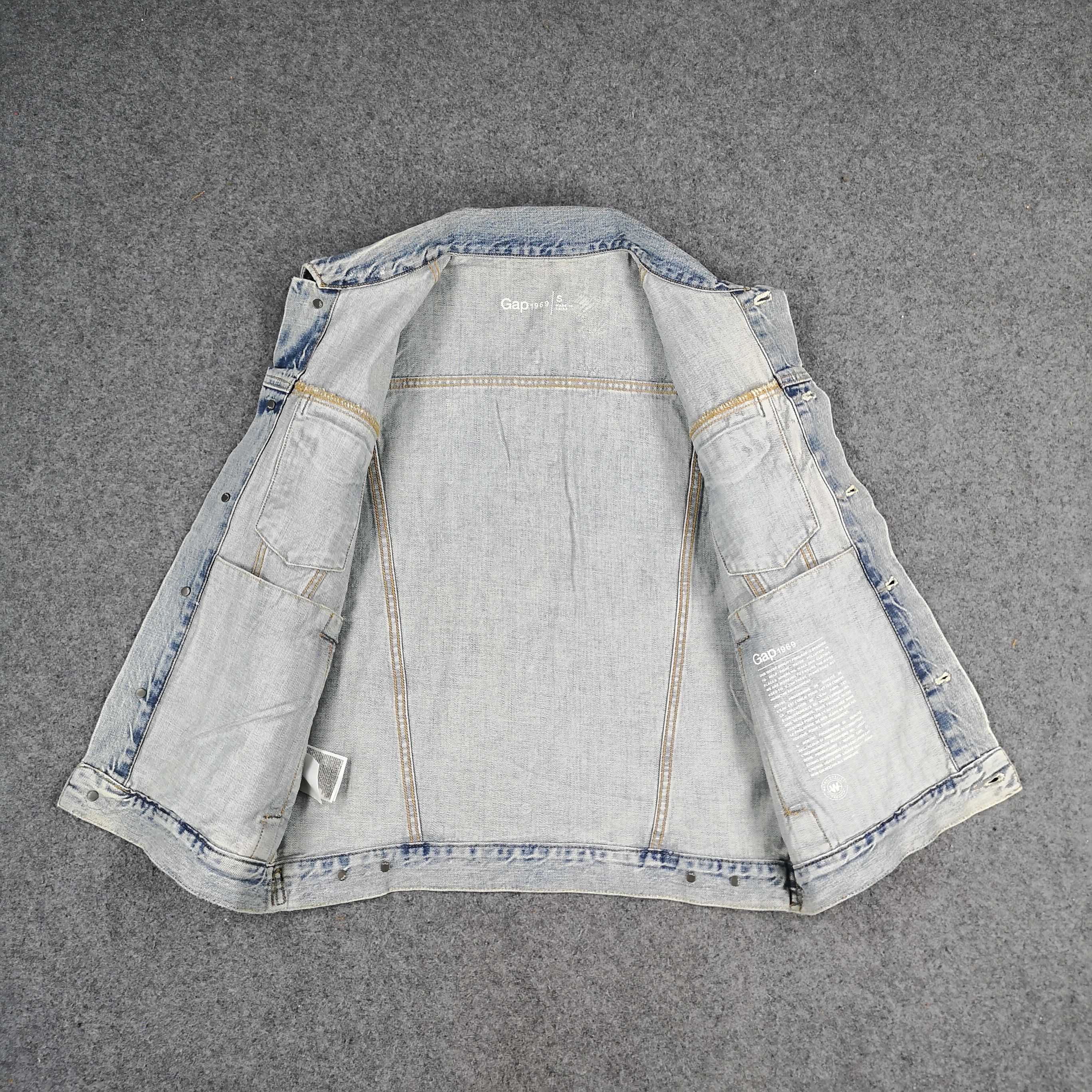 Gap × Vintage Faded Blue GAP Denim Trucker Jacket Size US S / EU 44-46 / 1 - 5 Thumbnail