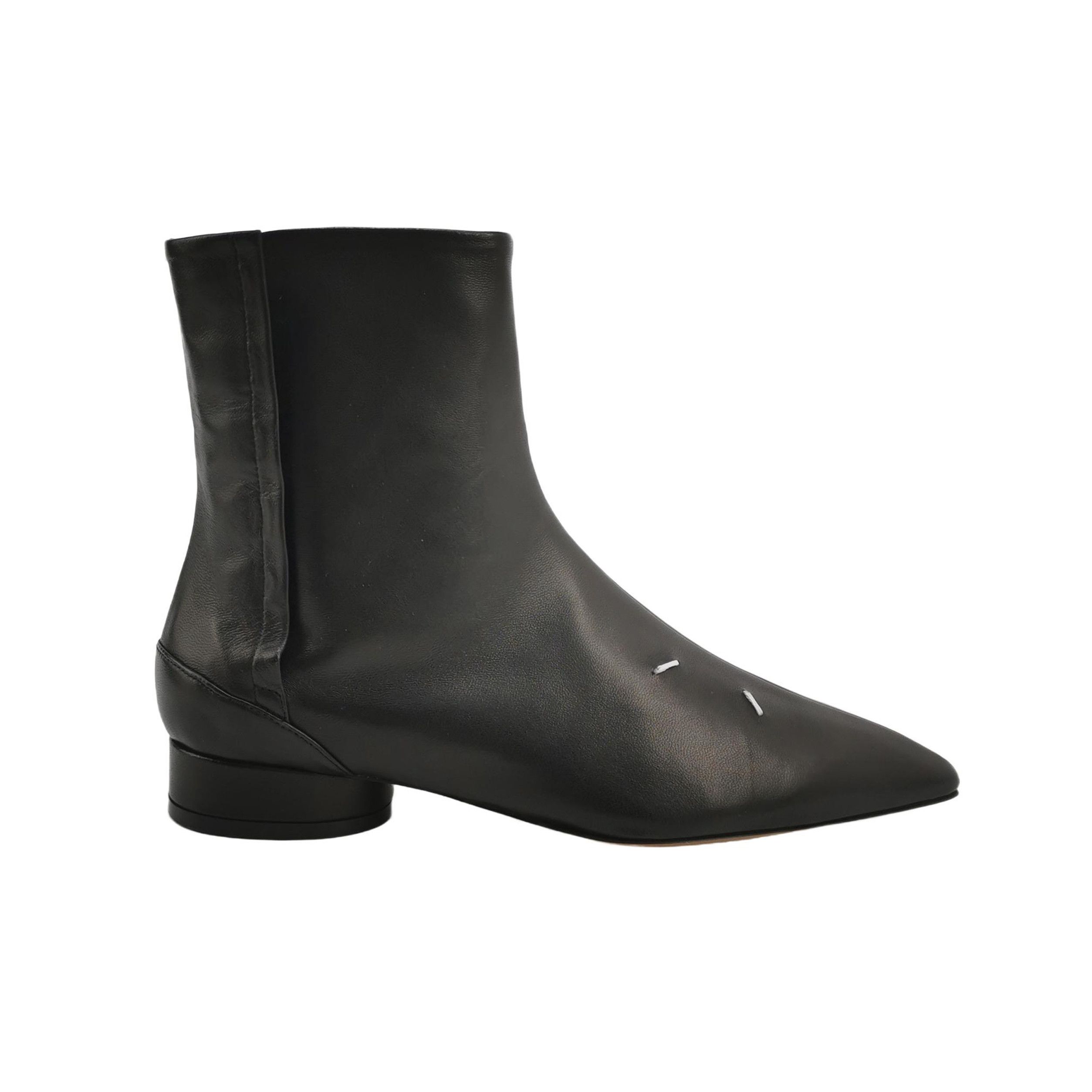 Maison Margiela Maison Margiela Black Pointed Ankle Boots Size 35 Size US 5 / IT 35 - 1 Thumbnail