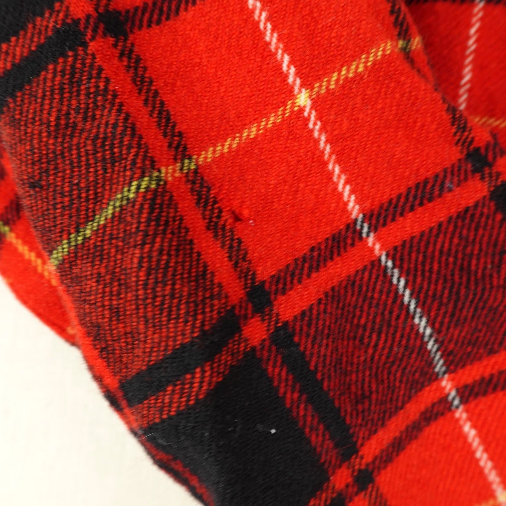 Pendleton VINTAGE Pendleton Wool Skirt Suit Women’s Size 10 Red Black Plaid 2-Piece Blazer Coat Business Casual Size 32" / US 10 / IT 46 - 6 Thumbnail