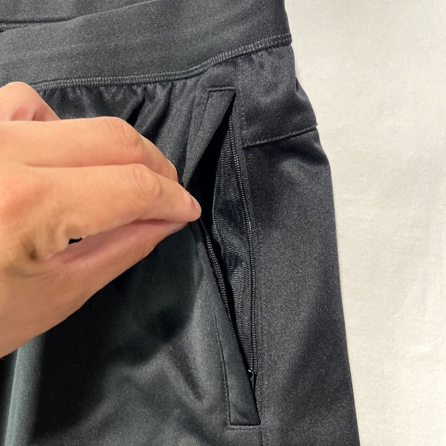 Adidas Adidas Men’s Size Large Aeroready Shorts Sprint Techfit Running Black Worn Size US 33 - 5 Thumbnail