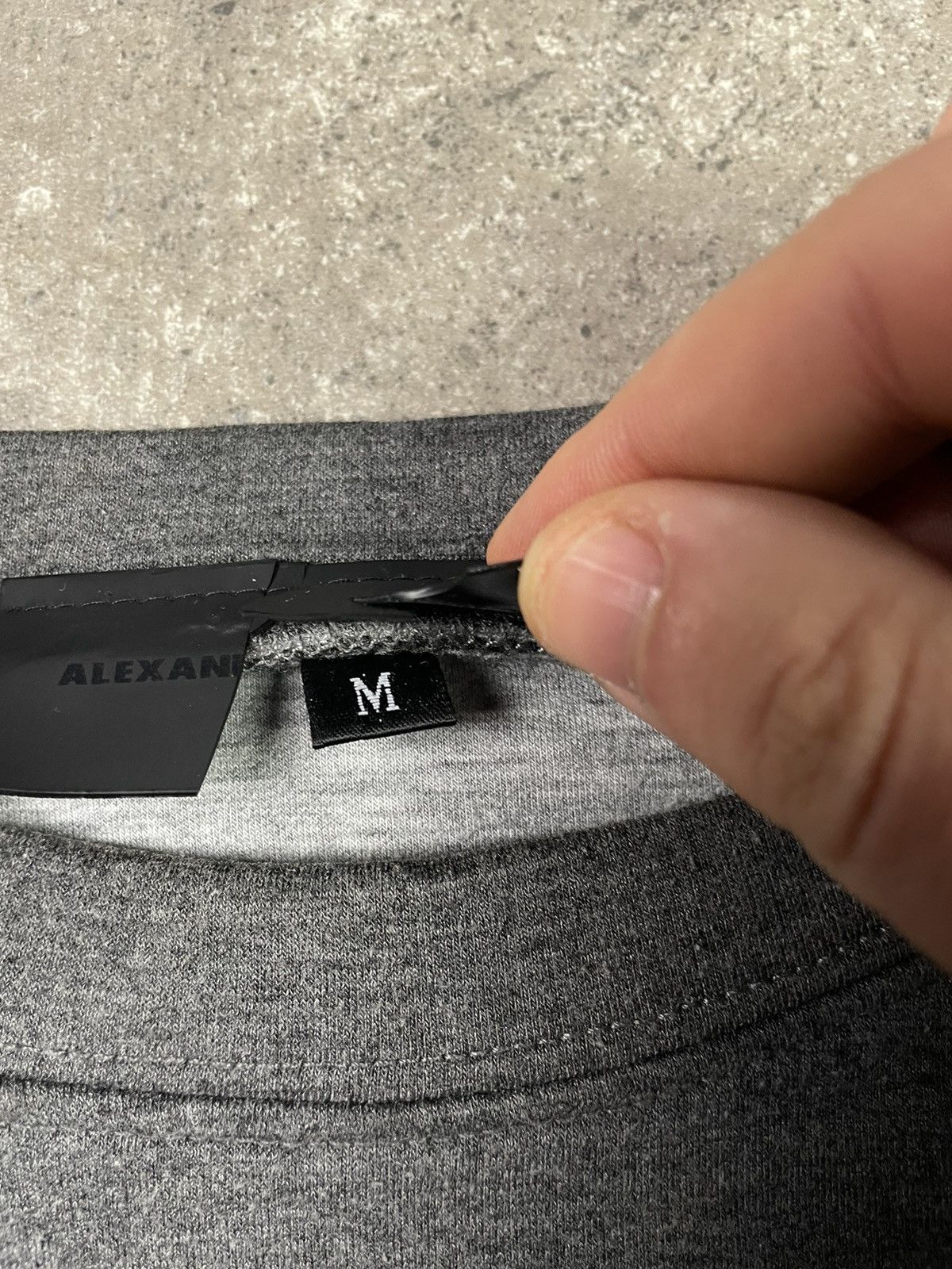Alexander Wang × H&M Alexander Wang x HM Scuba Logo Sweatshirt Crop Size M / US 6-8 / IT 42-44 - 4 Thumbnail