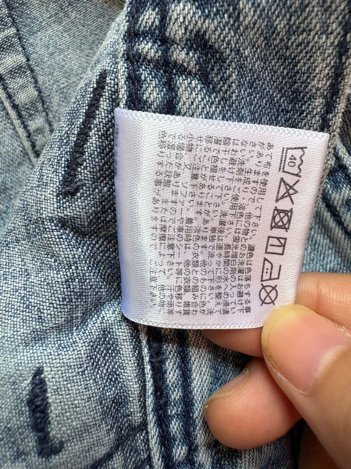 JW Anderson × Uniqlo Vintage Uniqlo J.W.Anderson Faded Wash Bush Pant Baggy Jean Size US 26 / EU 42 - 11 Thumbnail