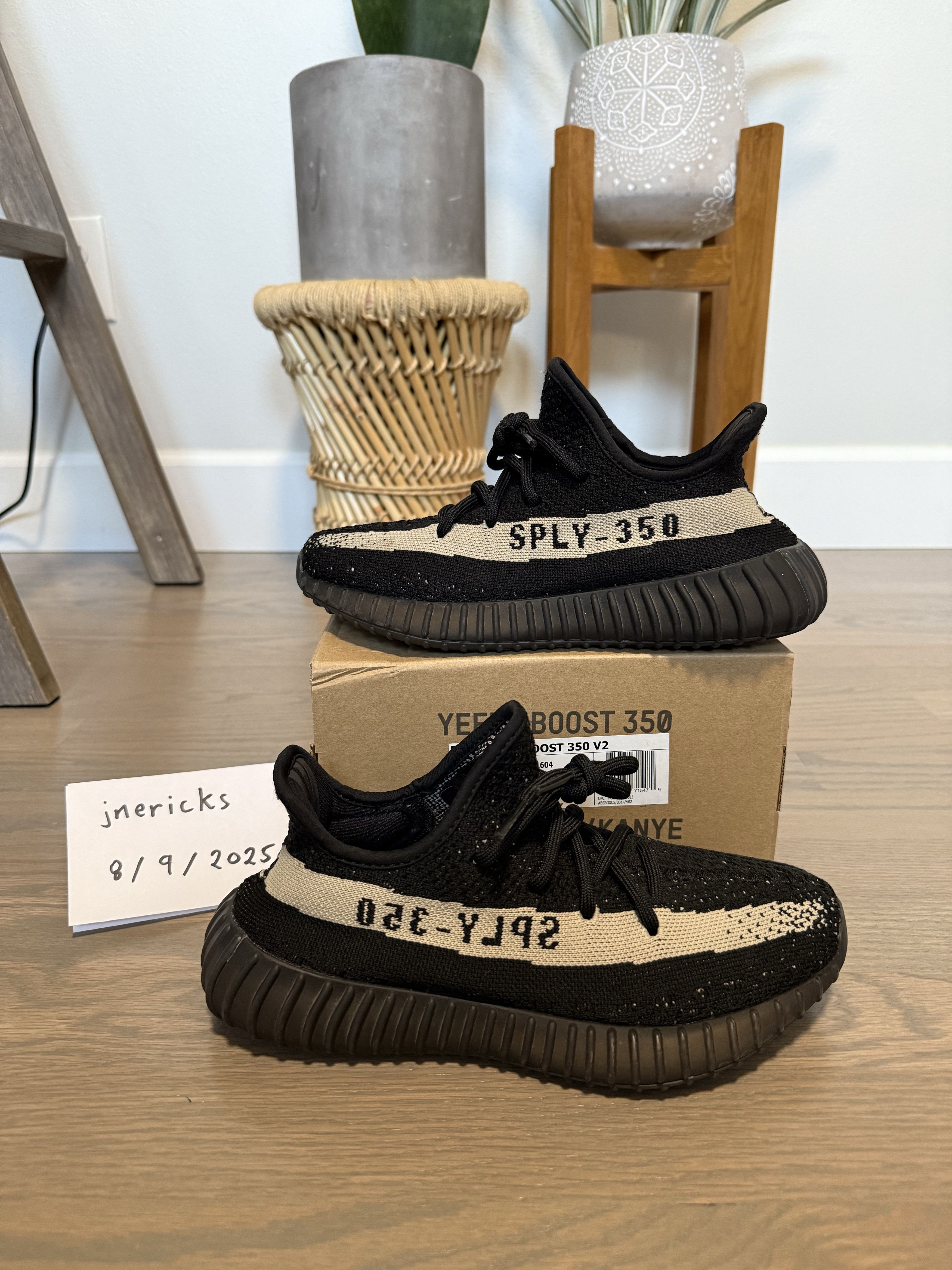 Adidas Yeezy Boost 350 V2 Core Black White Oreo Size US 5 / EU 37 - 2 Thumbnail
