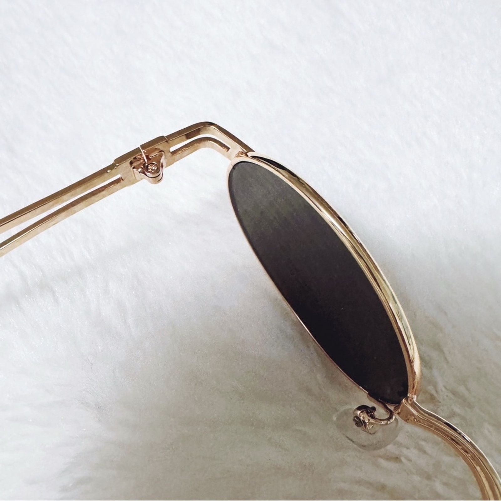 Other Brandon Black with Gold Rim Round Sunglasses Size ONE SIZE - 9 Thumbnail
